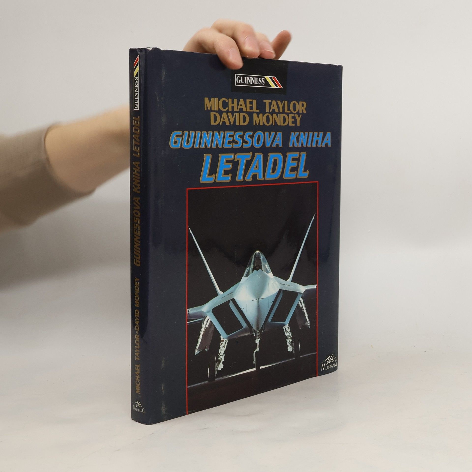 Michael J. H. Taylor Guinnessova kniha letadel