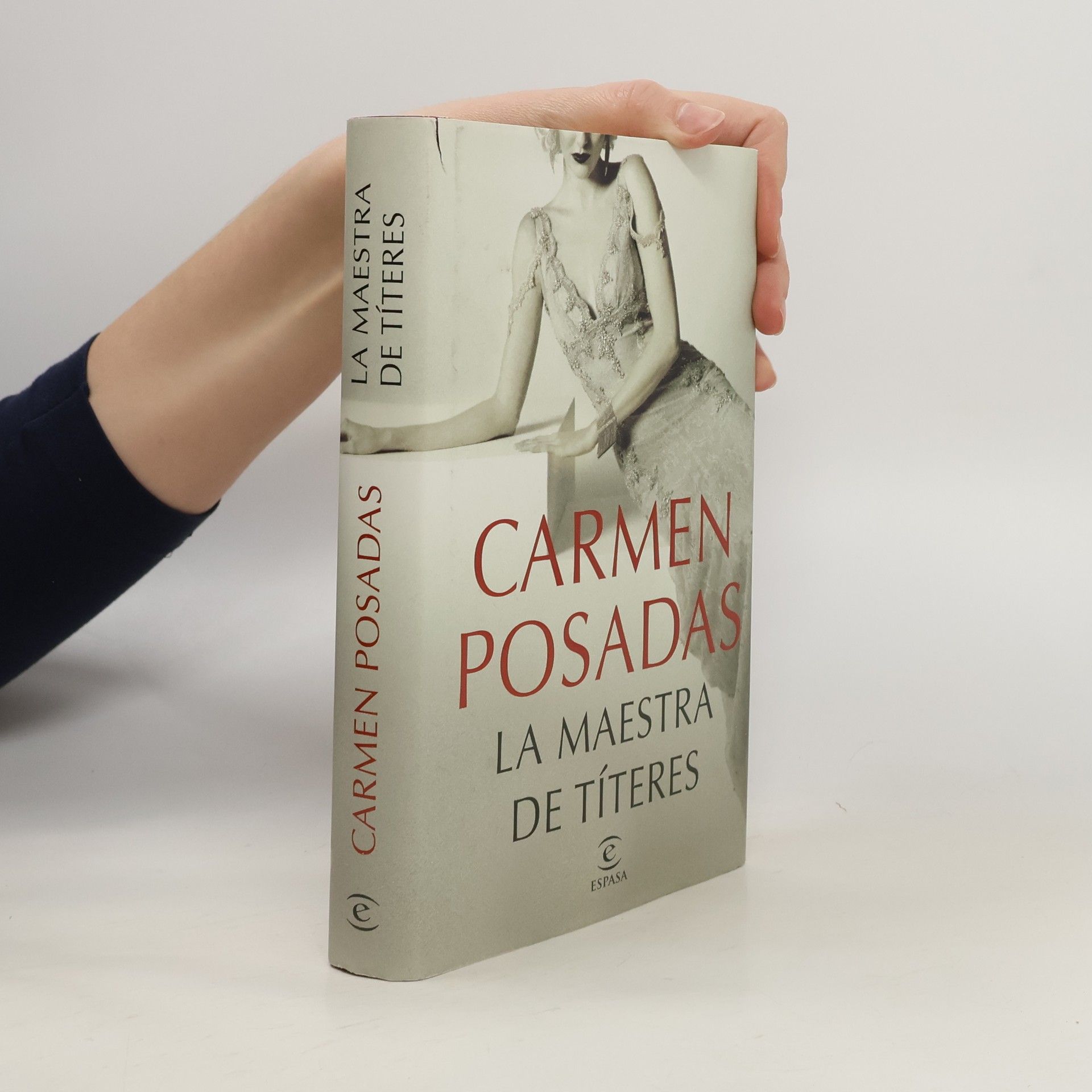 Carmen Posadas La maestra de títeres