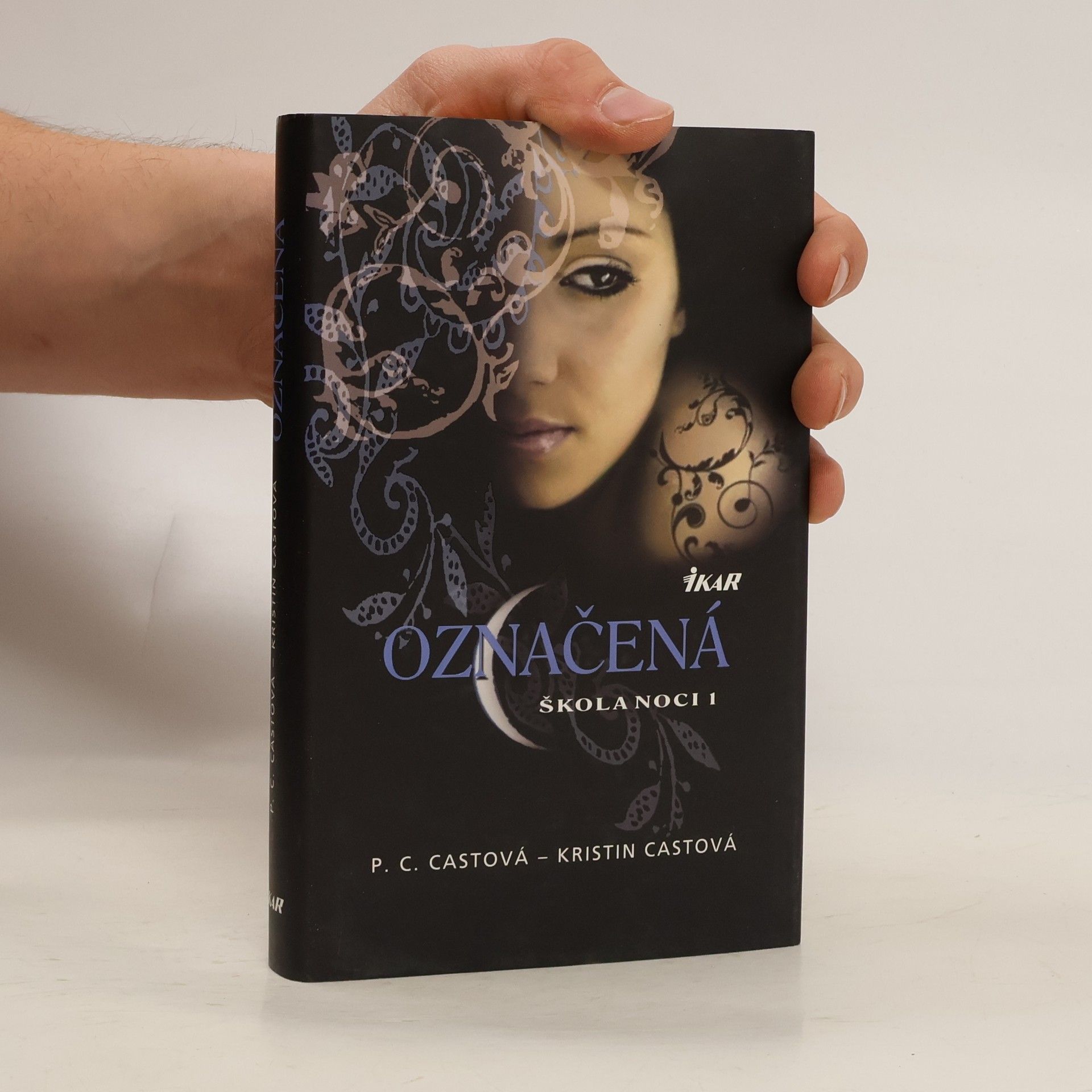 P. C. Cast Škola noci 1 - Označená