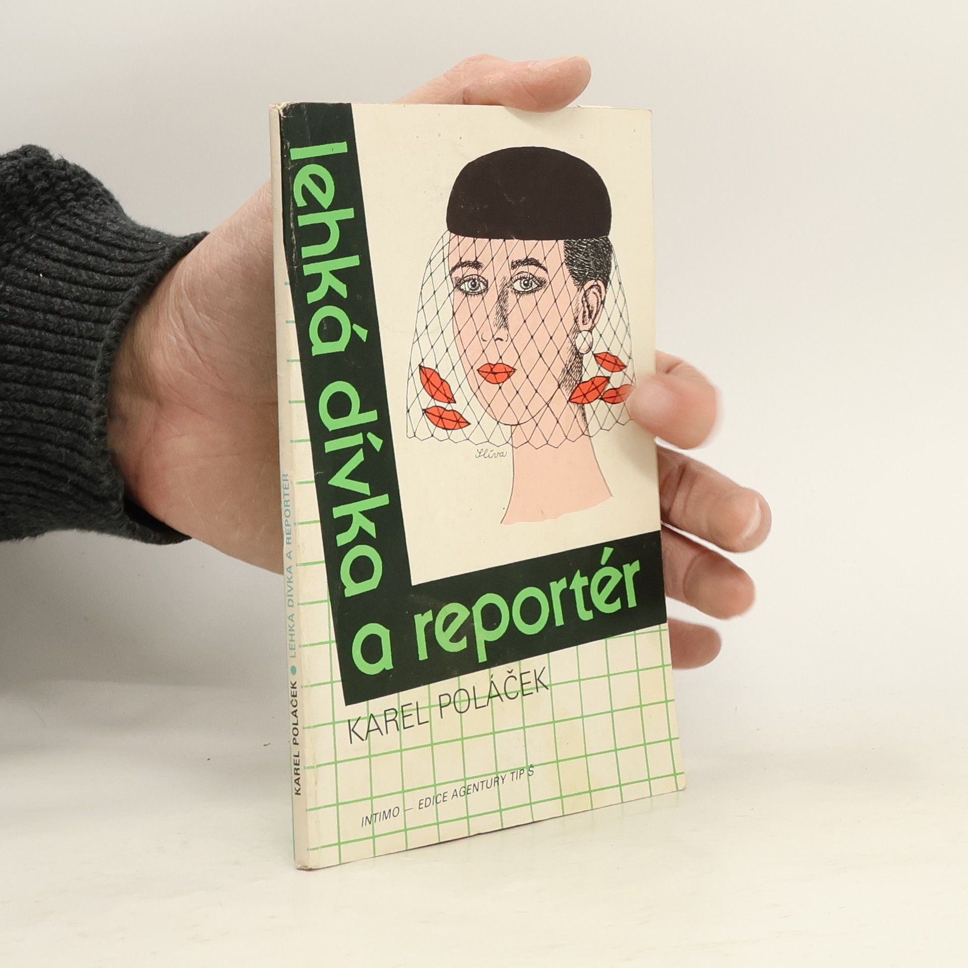 Lehká dívka a reportér