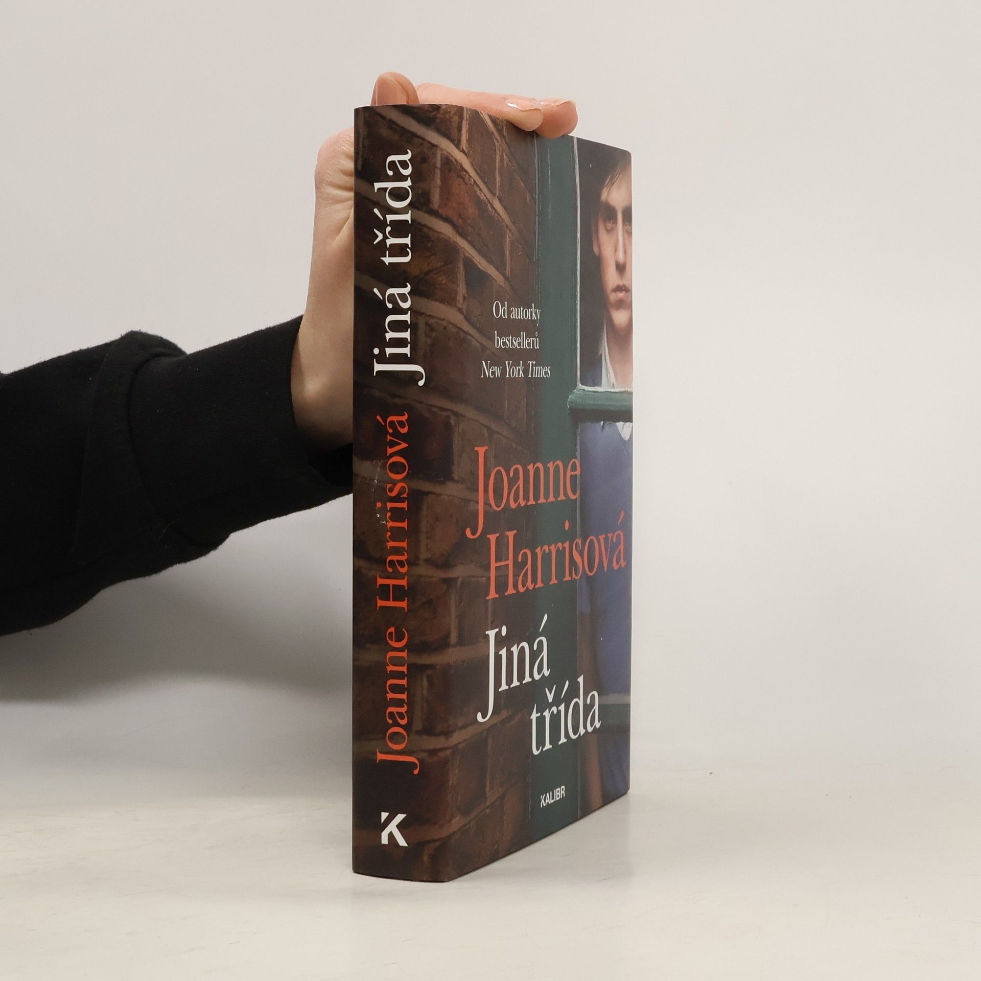 Joanne Harris Jiná třída