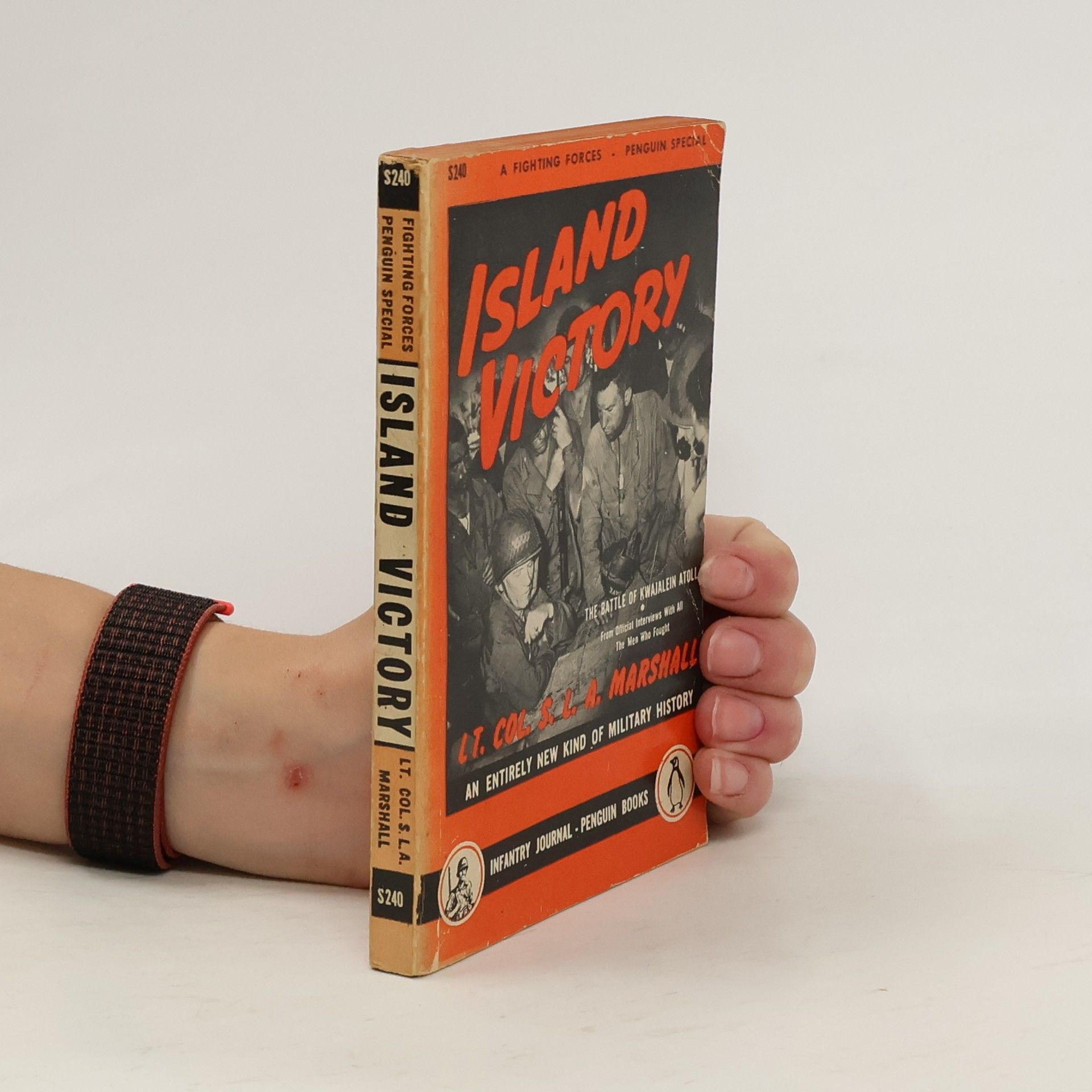 Various authors Island Victory