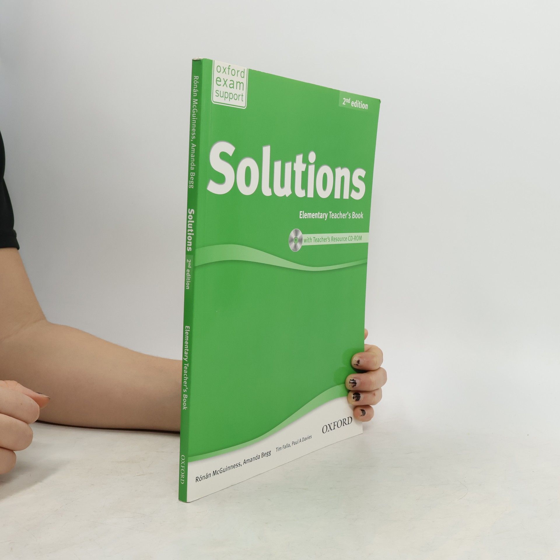 Rónán McGuinness Solutions : Elementary Teacher's Book