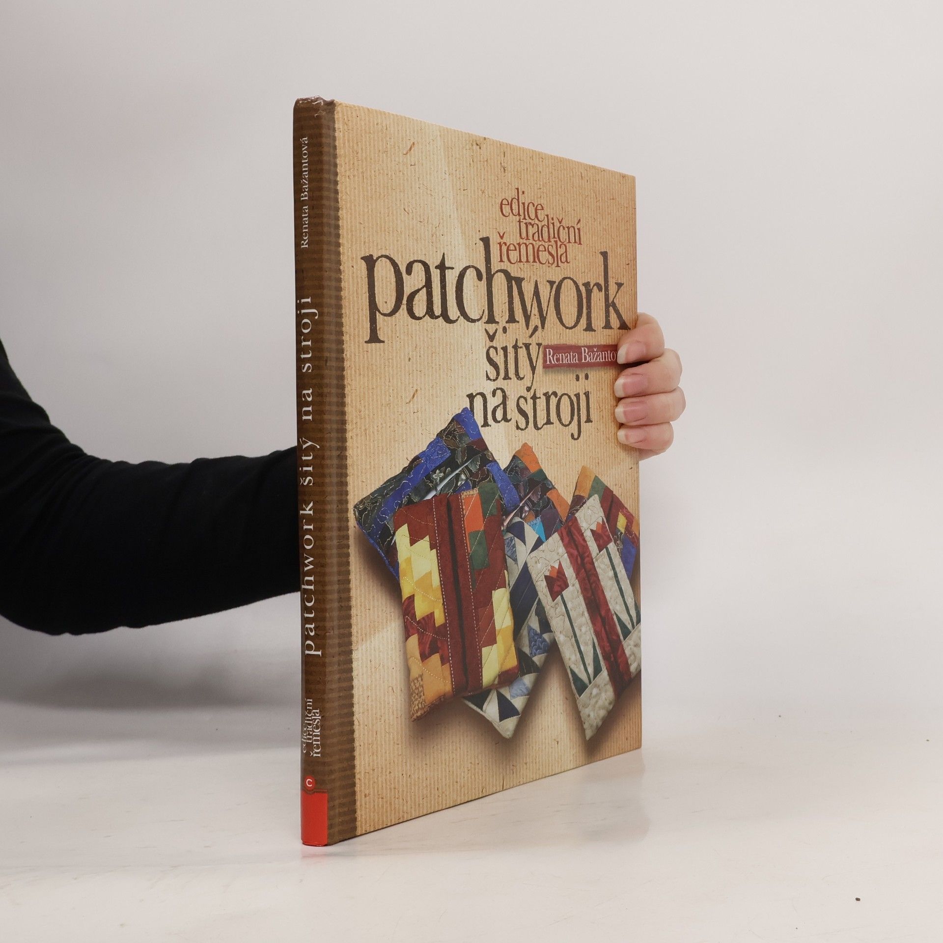 Patchwork šitý na stroji