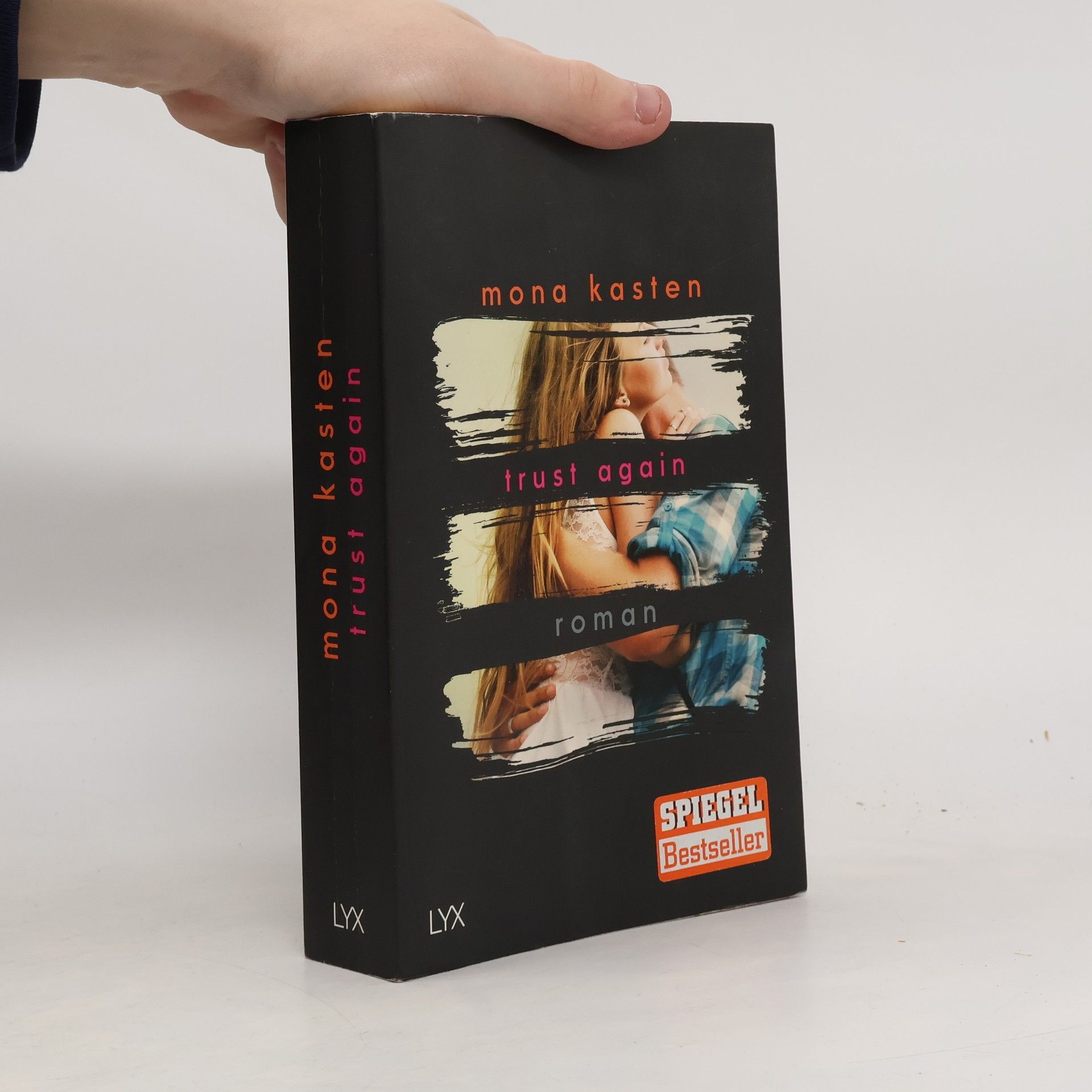 Mona Kasten Trust again