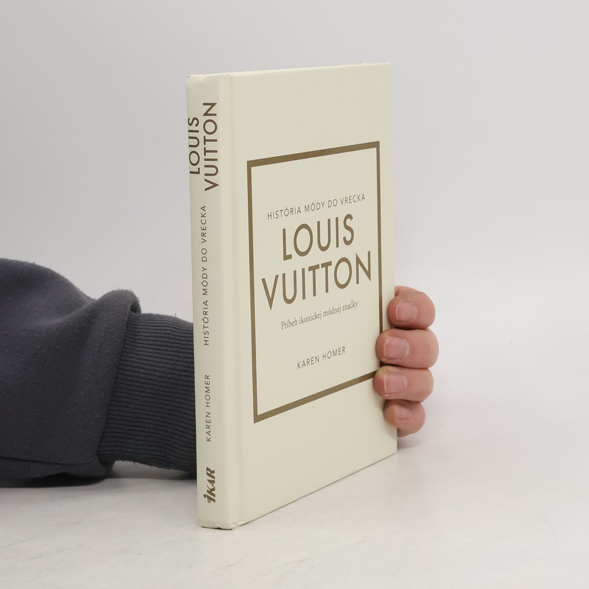 Karolína Holmanová Louis Vuitton