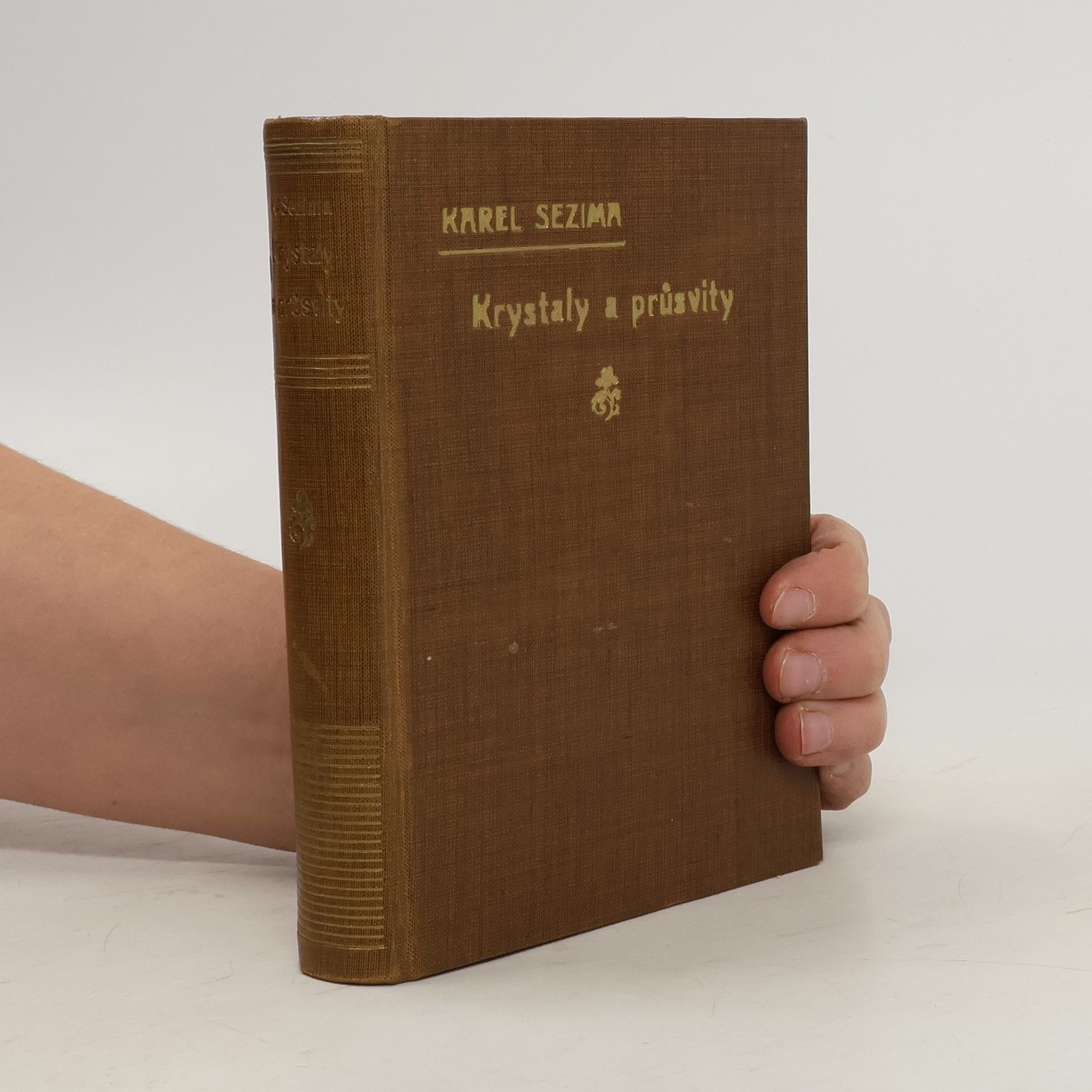 Karel Sezima Krystaly a průsvity