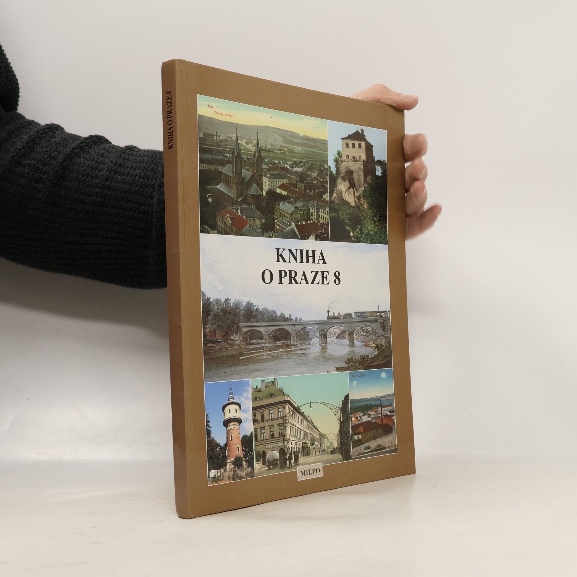 Dagmar Broncová Kniha o Praze 8