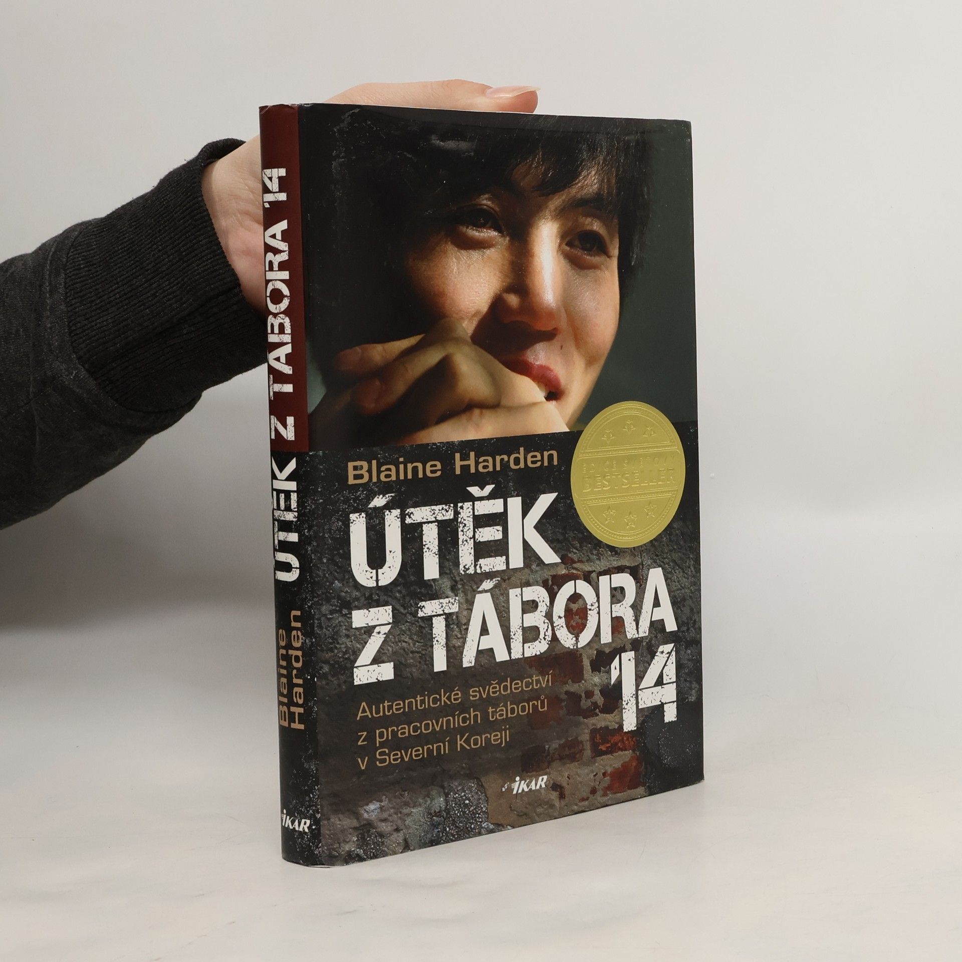 Blaine Harden Útěk z Tábora 14