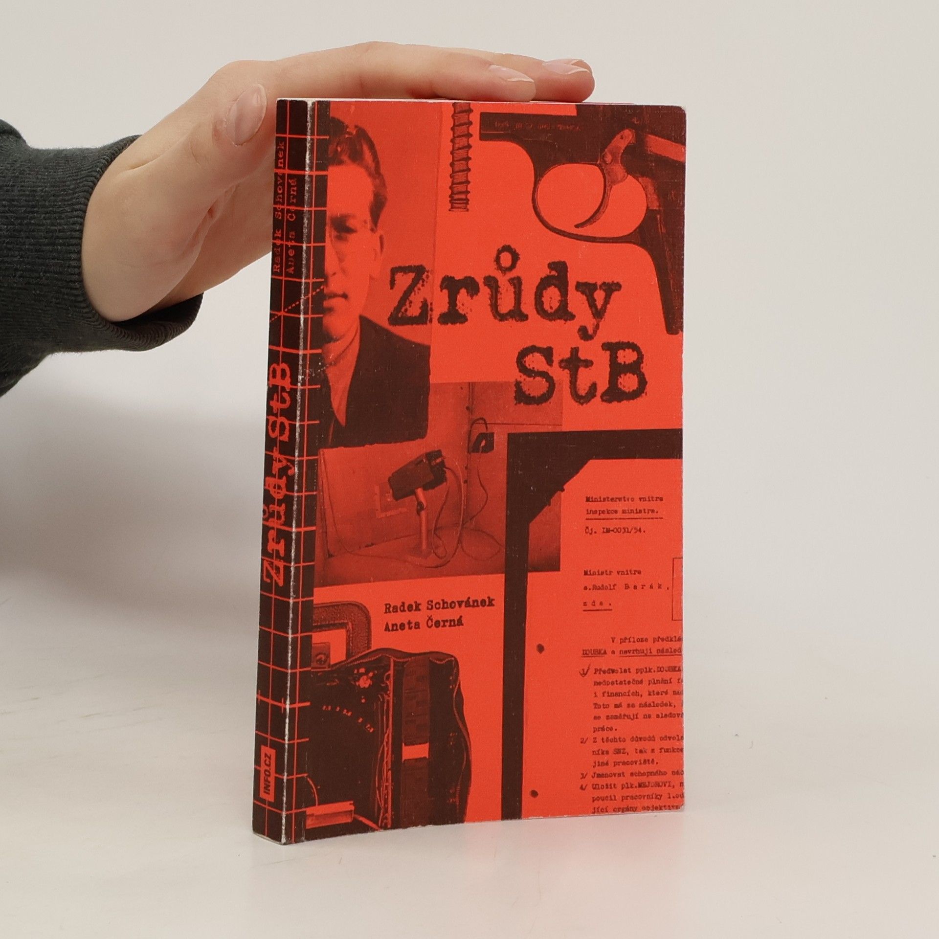 Radek Schovánek Zrůdy StB