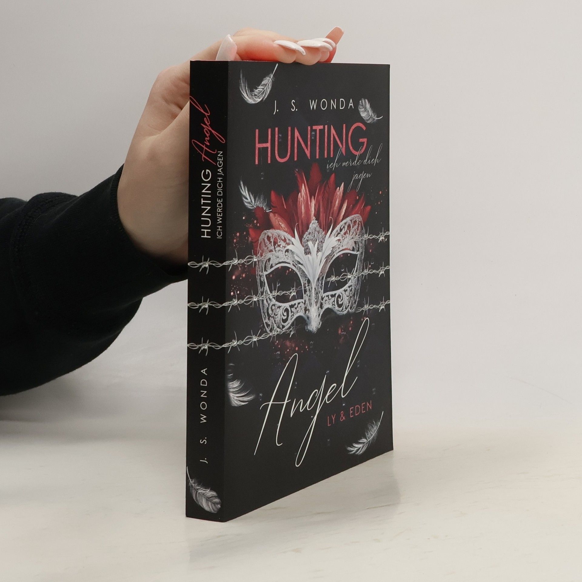 Jane S. Wonda Hunting Angel