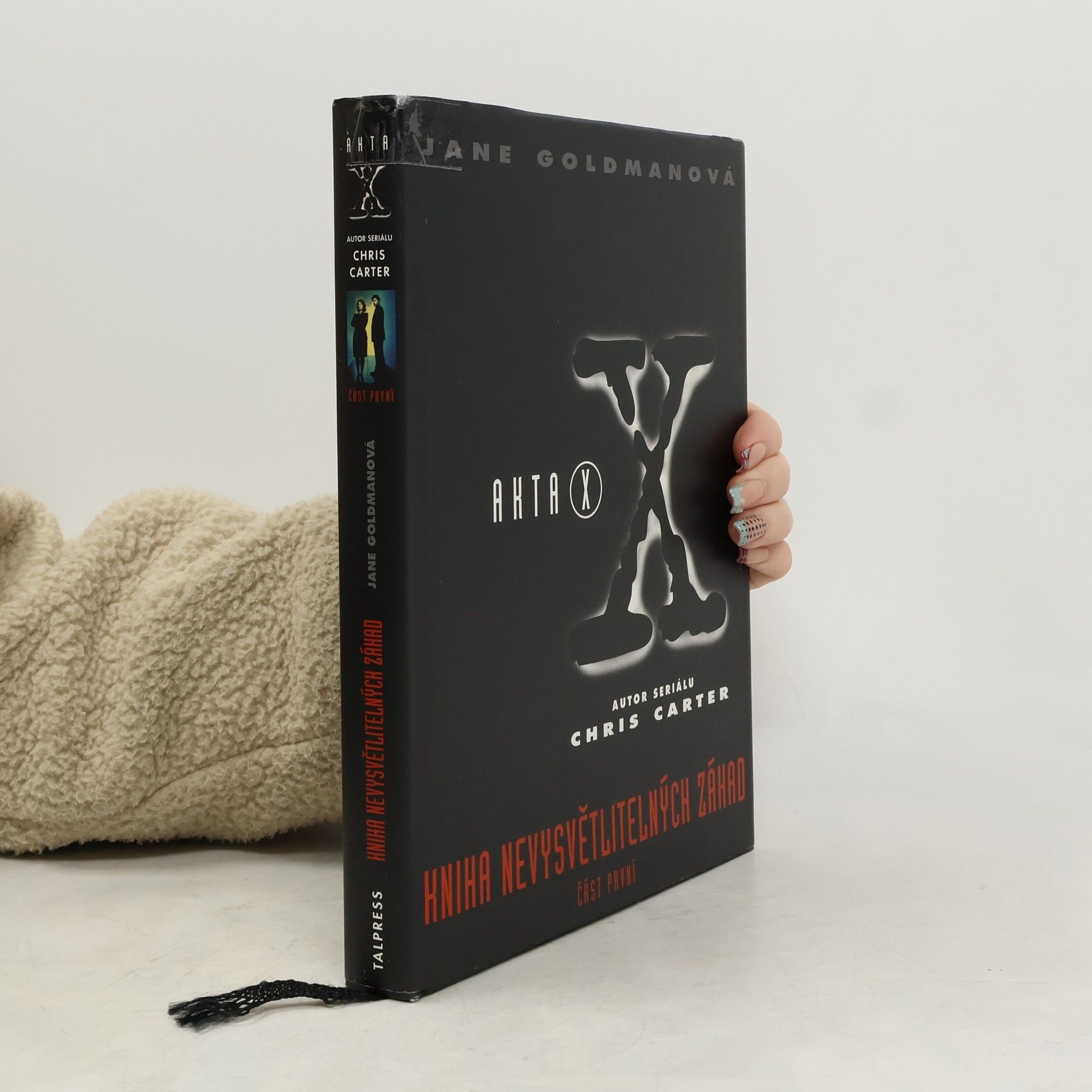 Akta X. Kniha nevysvětlitelných záhad. Část 1.