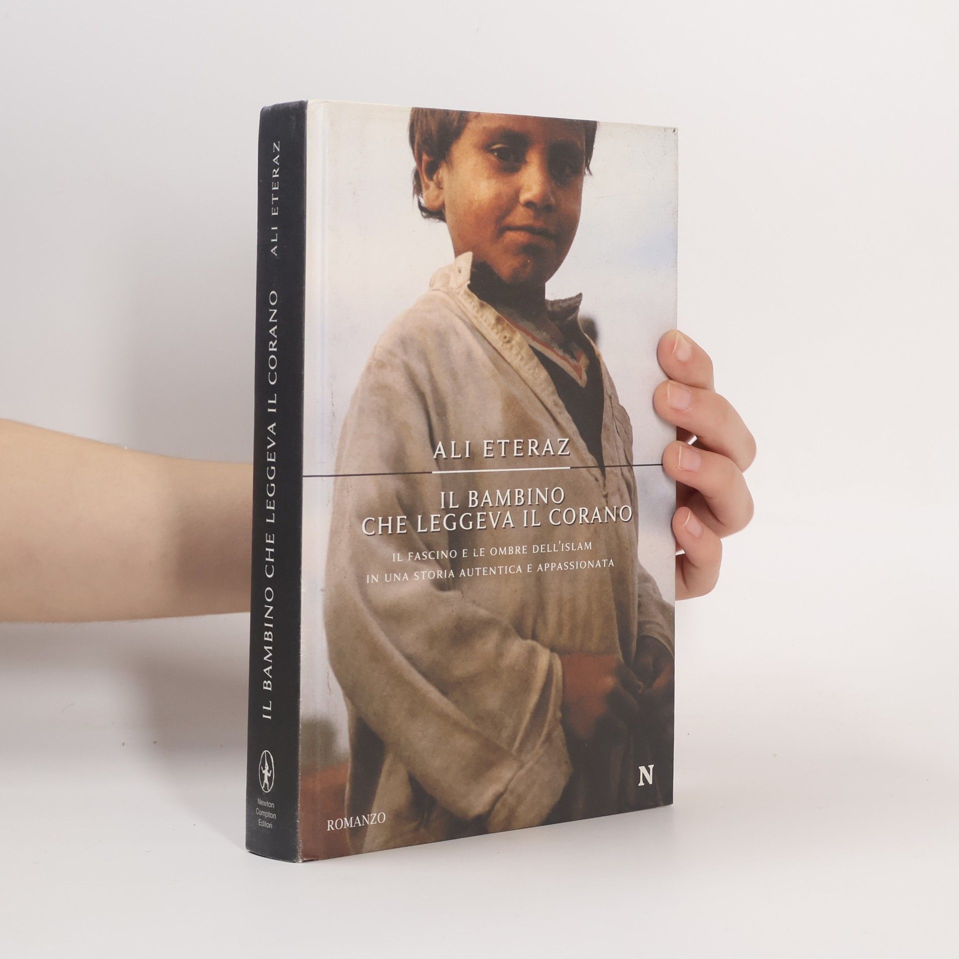 Ali Eteraz Il bambino che leggeva il Corano