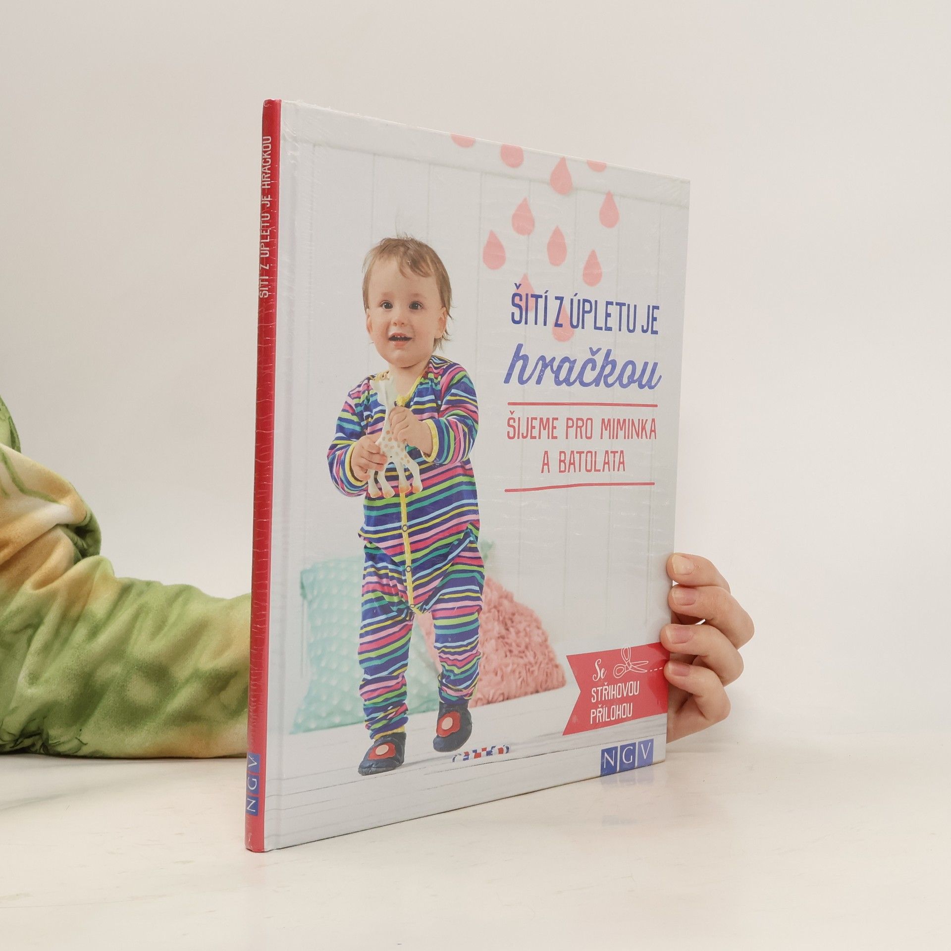 Autorenkollektiv Šití z úpletu je hračkou. Šijeme pro miminka a batolata