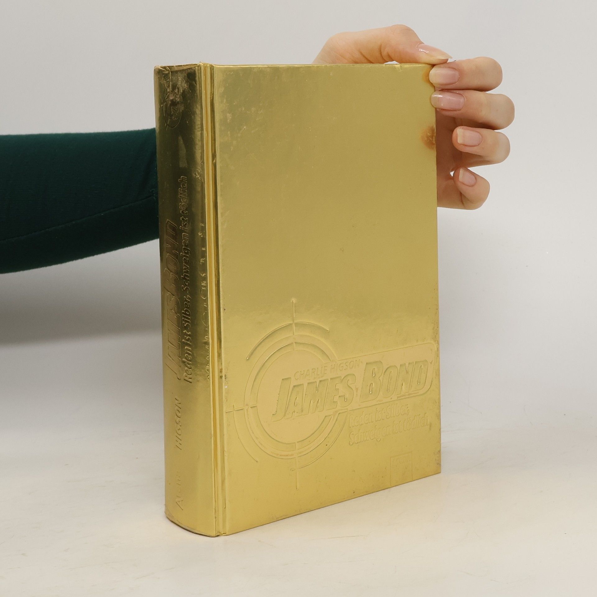 James Bond. Reden ist Silber, Schweigen ist tödlich