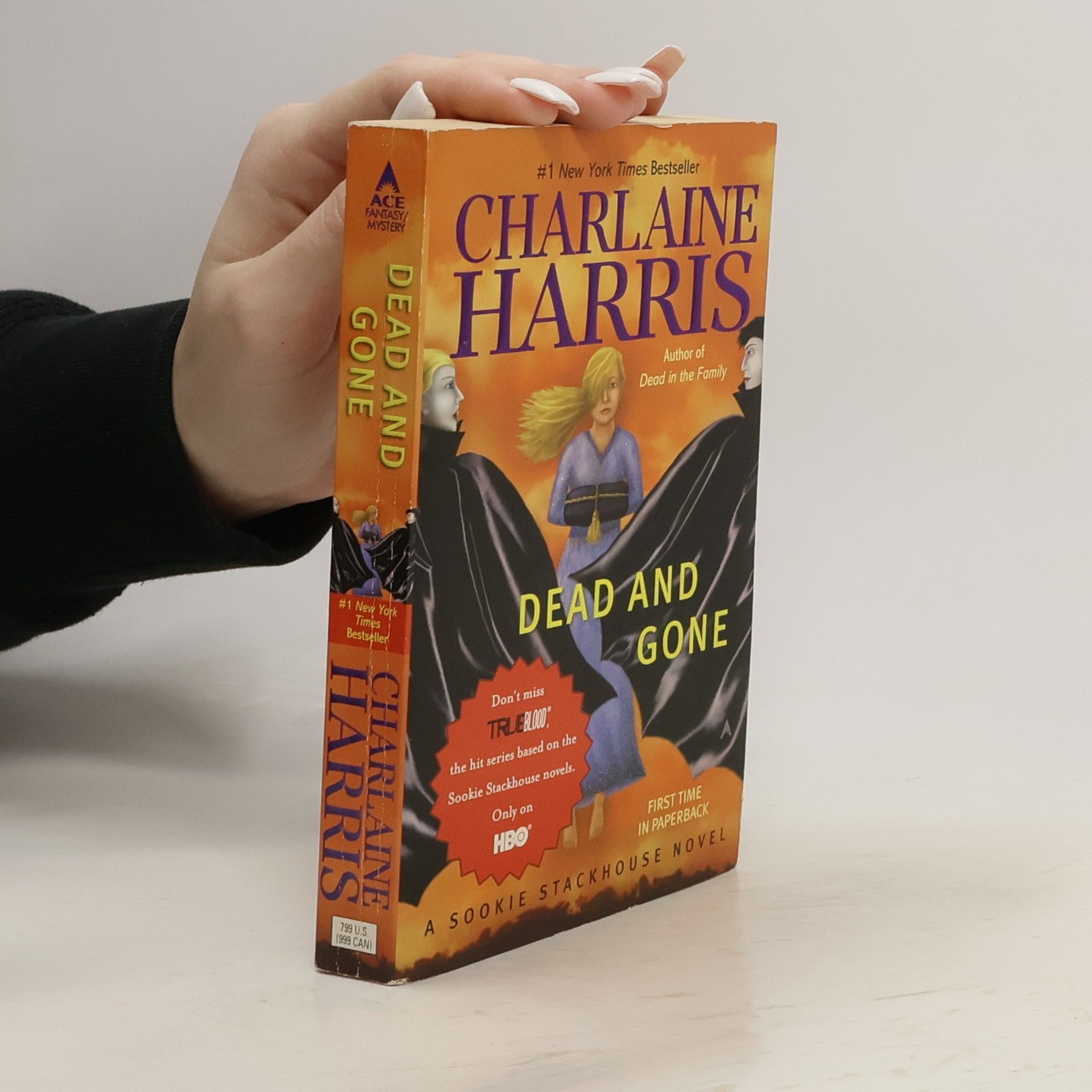 Charlaine Harris Dead and Gone