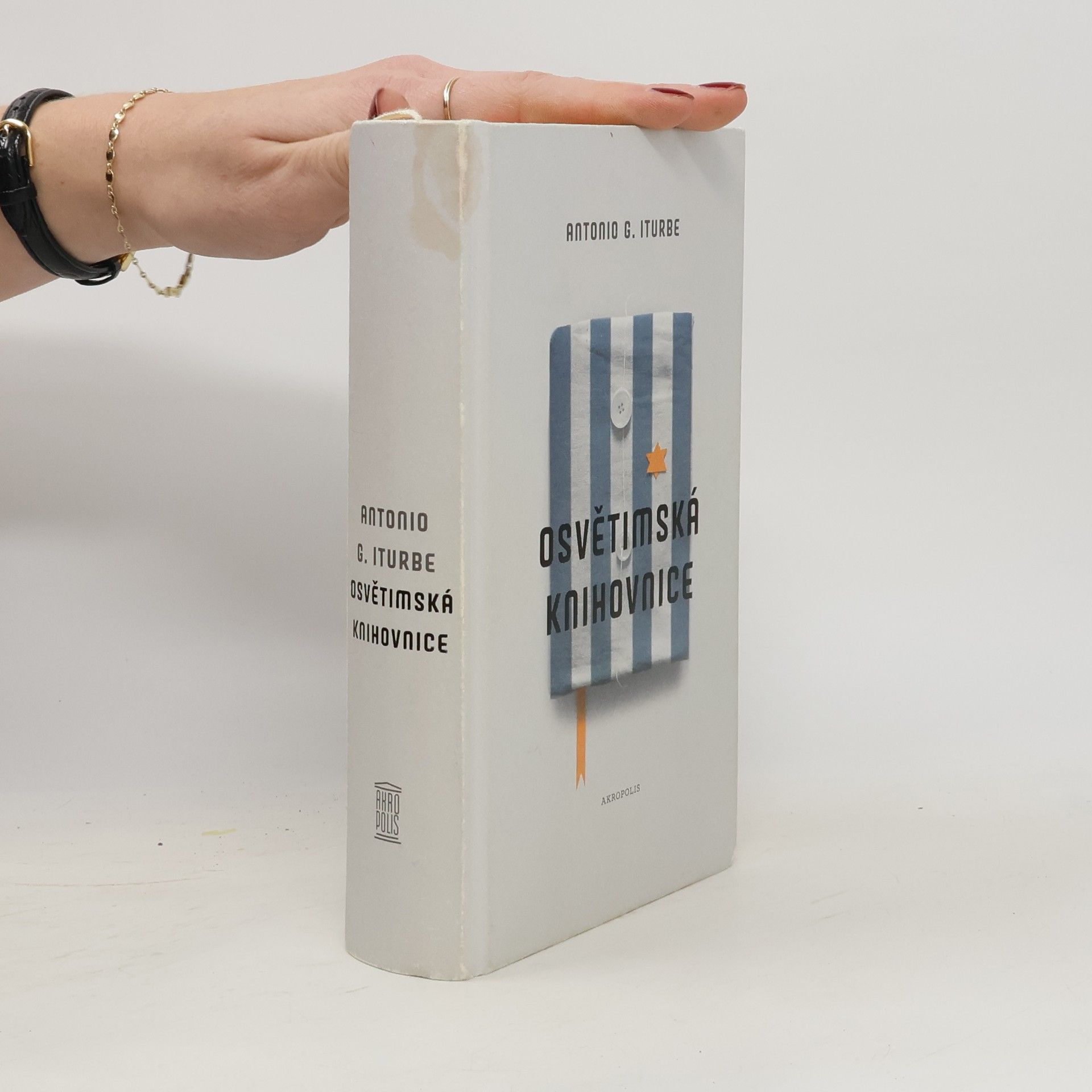 Antonio Iturbe Osvětimská knihovnice