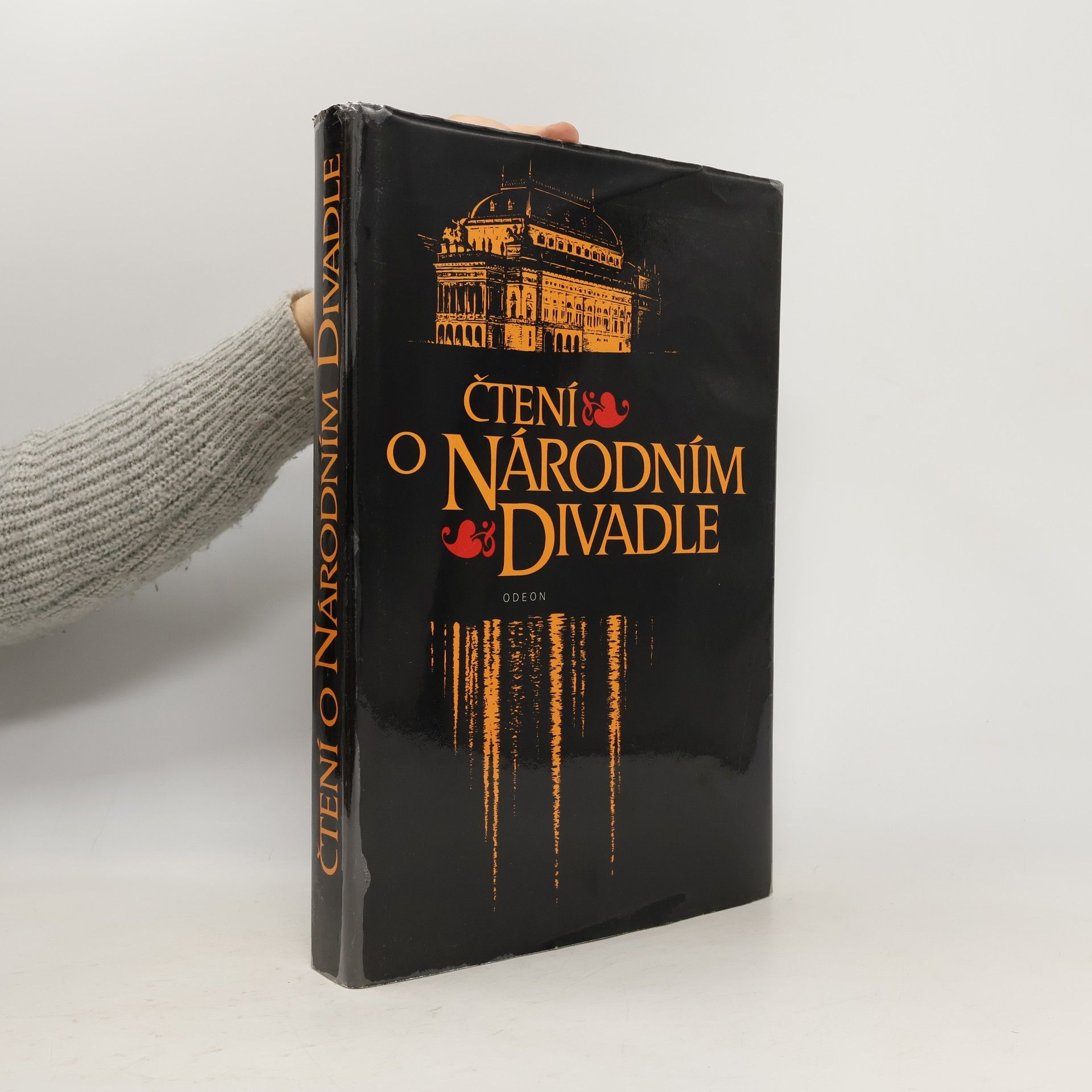 Čtení o Národním divadle