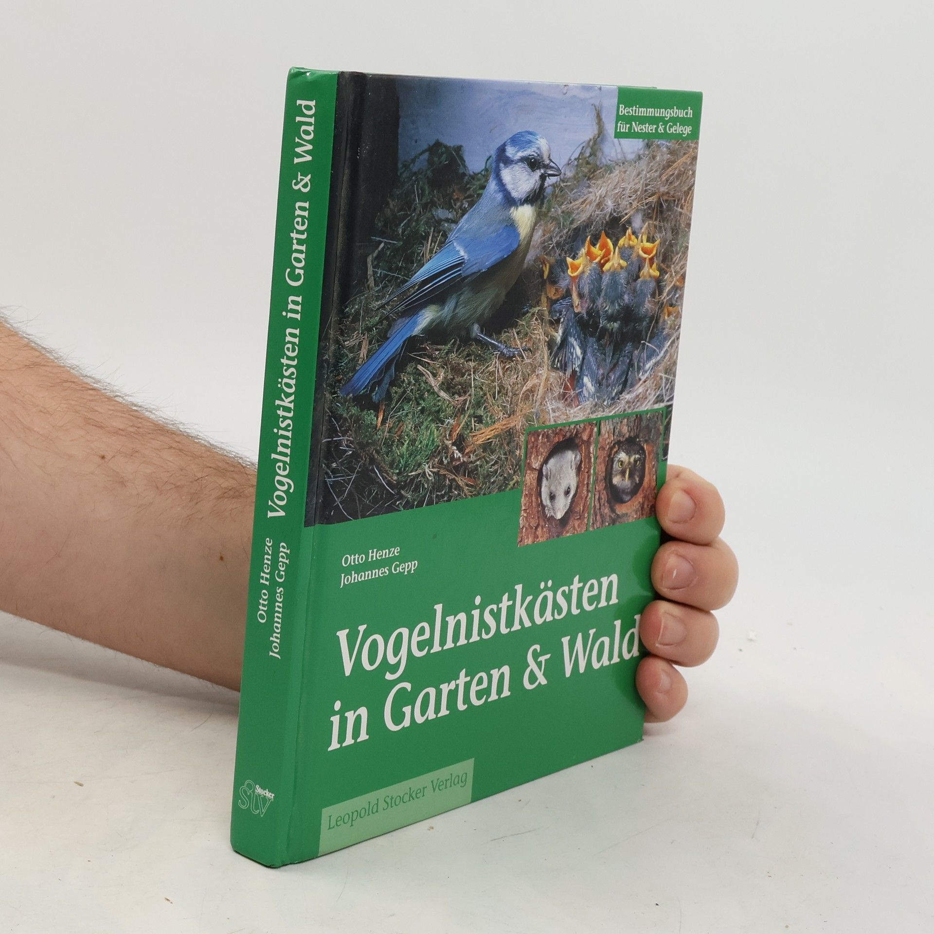 Vogelnistkästen und Naturhöhlen in Garten & Wald