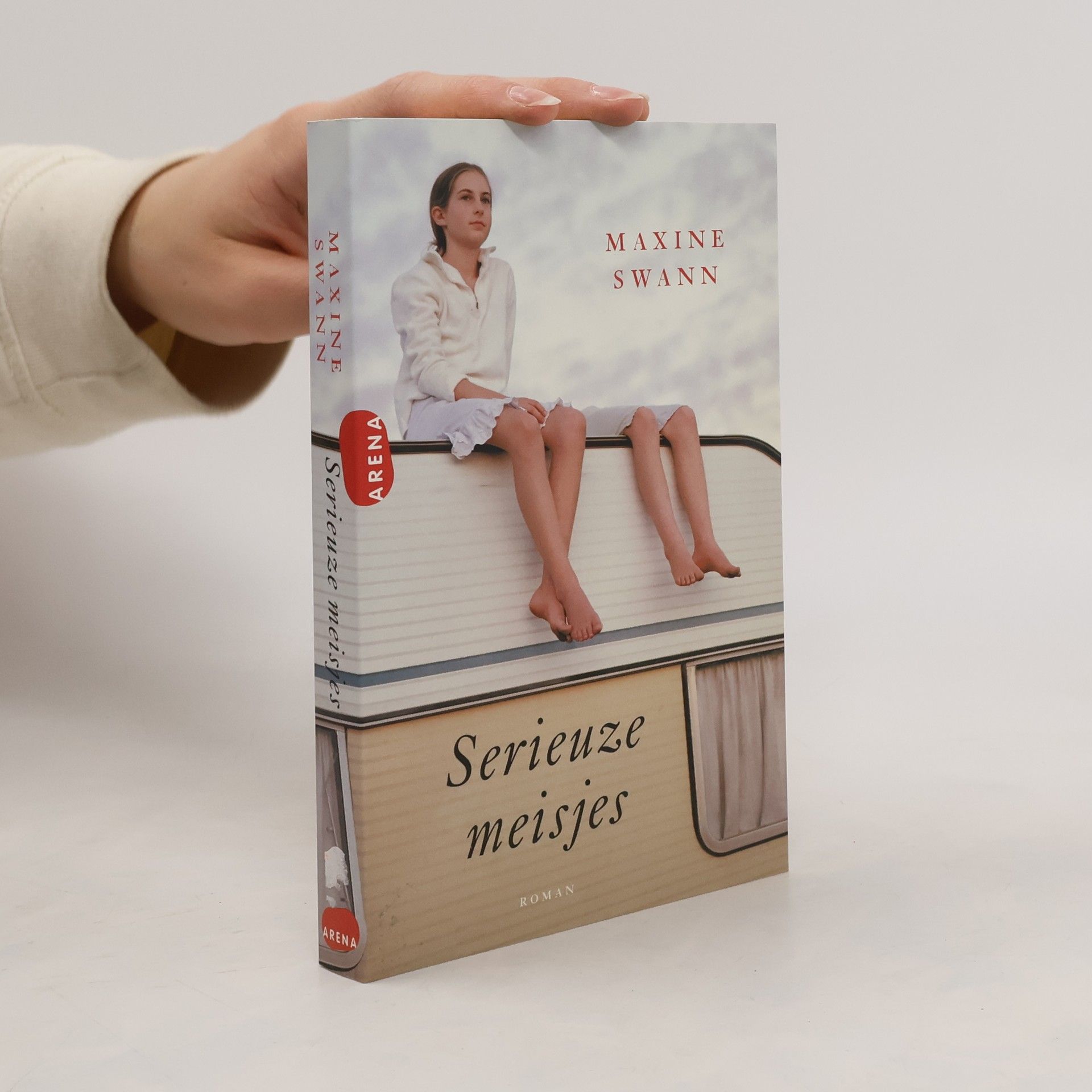 Maxine Swann Serieuze meisjes