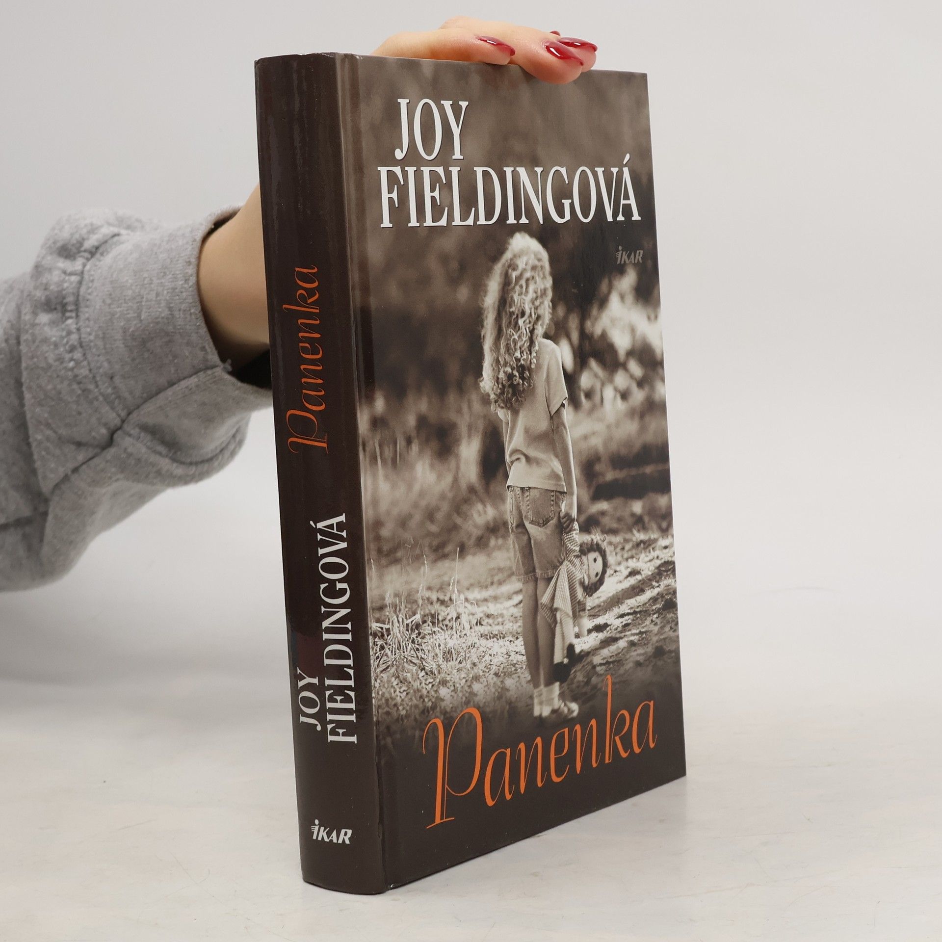 Joy Fielding Panenka