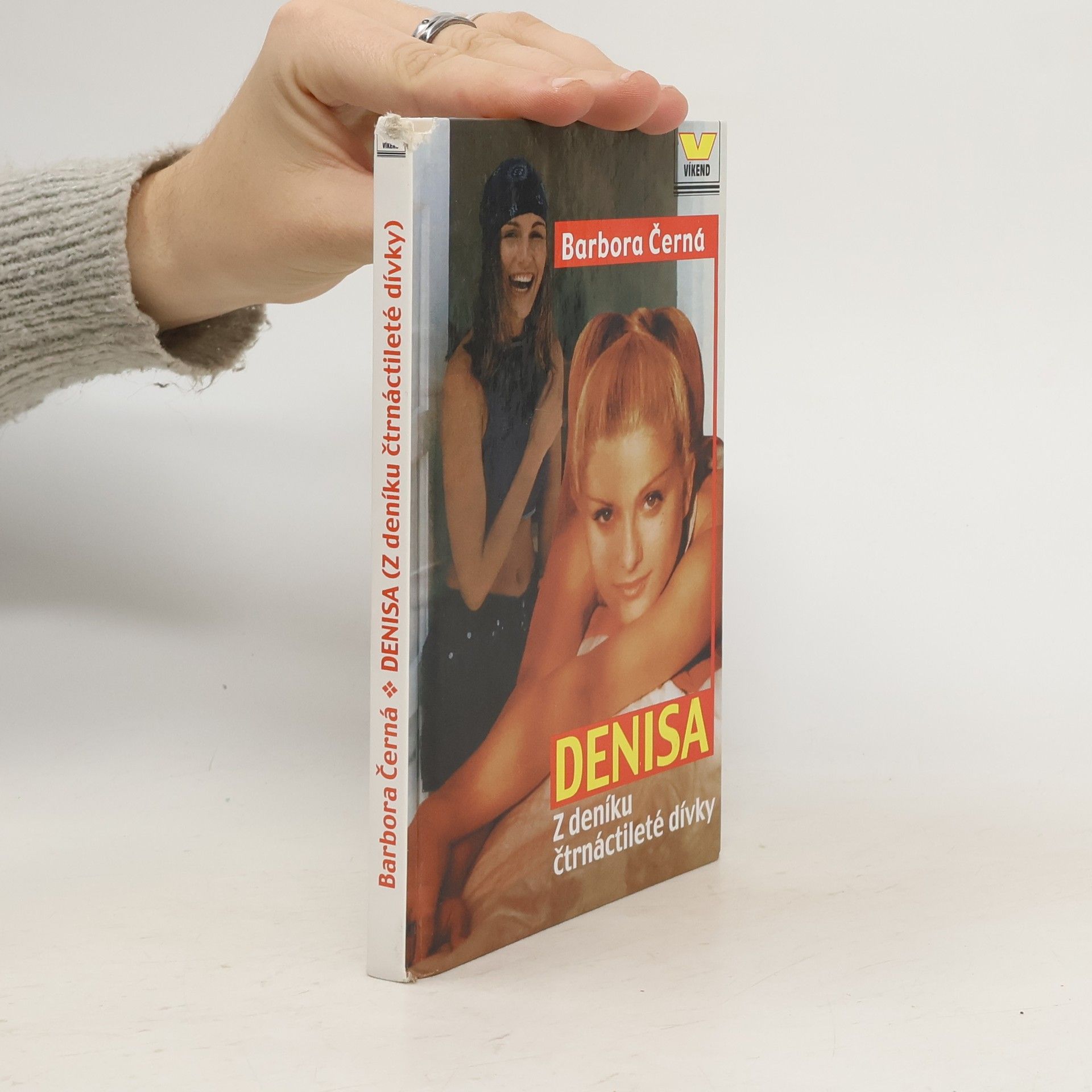 Barbora Černá Denisa: z deníku čtrnáctileté dívky