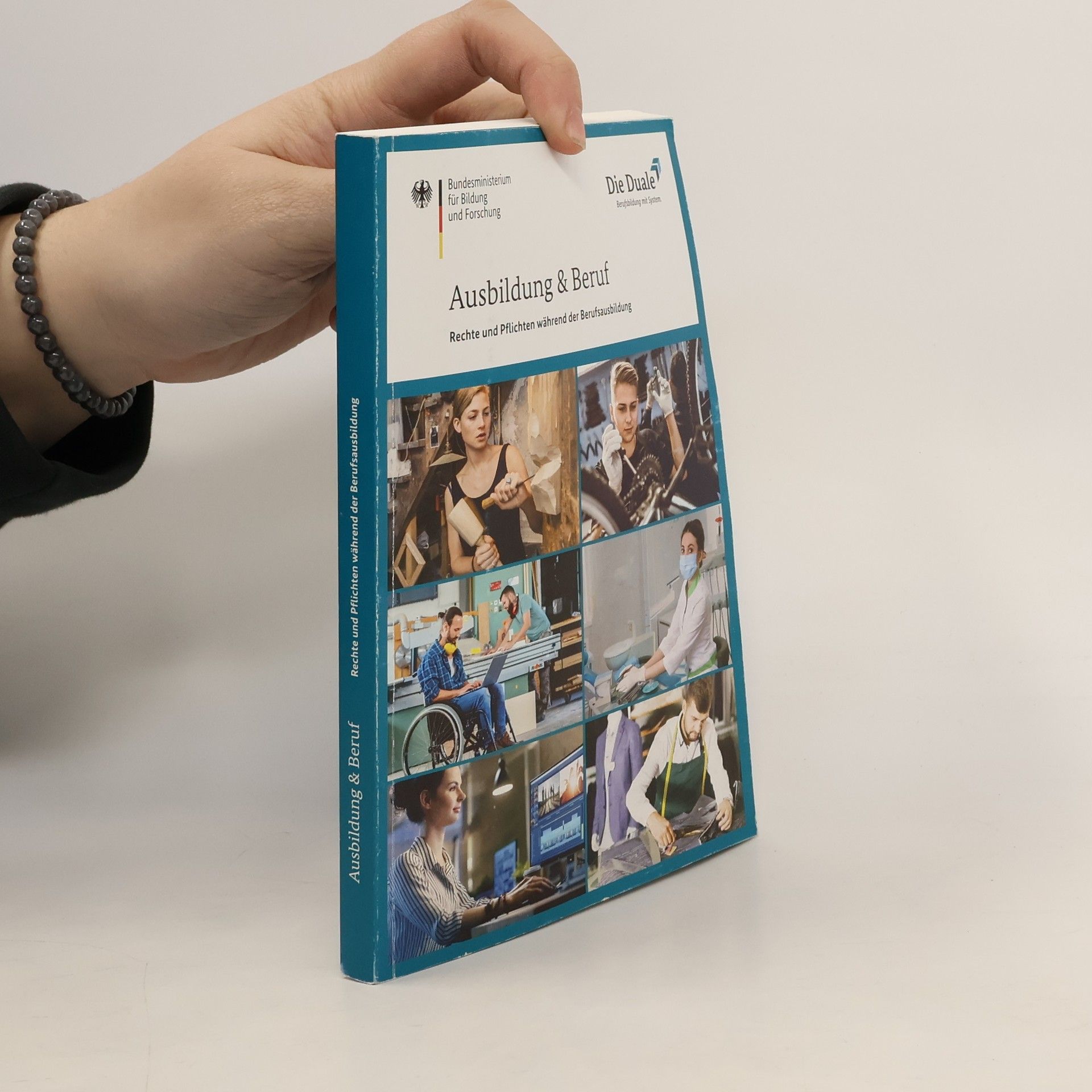 Autorenkollektiv Ausbildung & Beruf