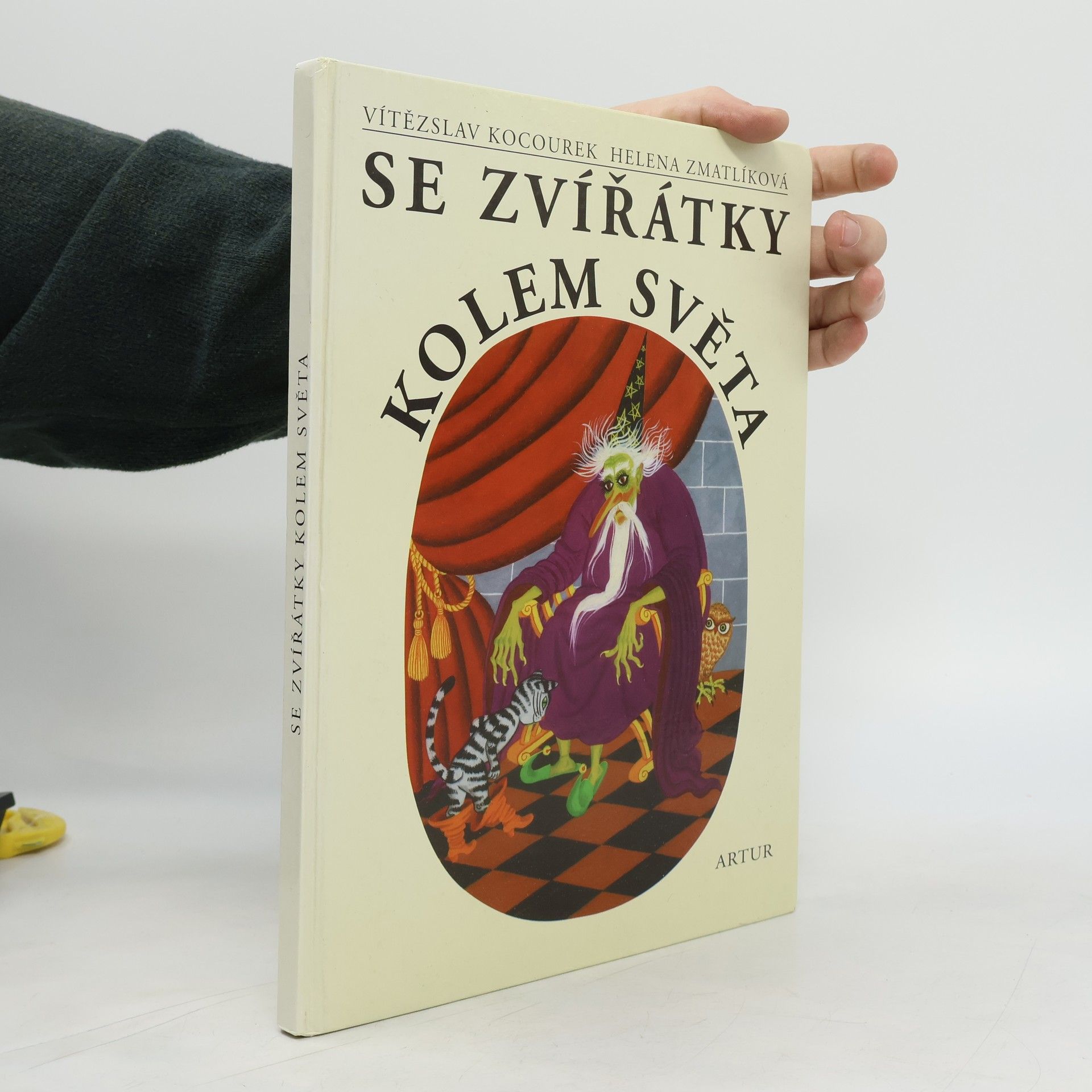 Vítězslav Kocourek Se zvířátky kolem světa. Pohádky a bajky o zvířátkách