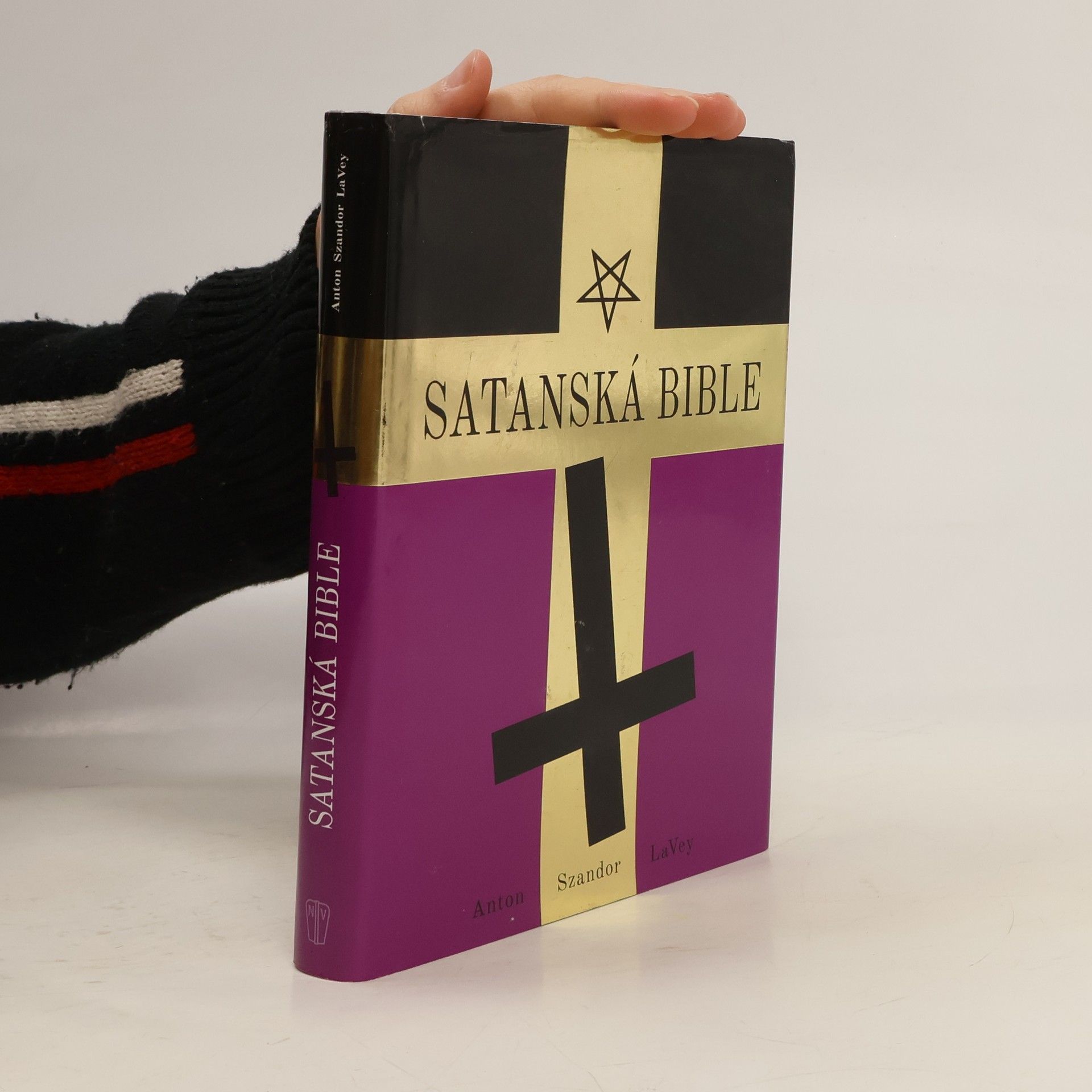 Anton Szandor La Vey Satanská Bible