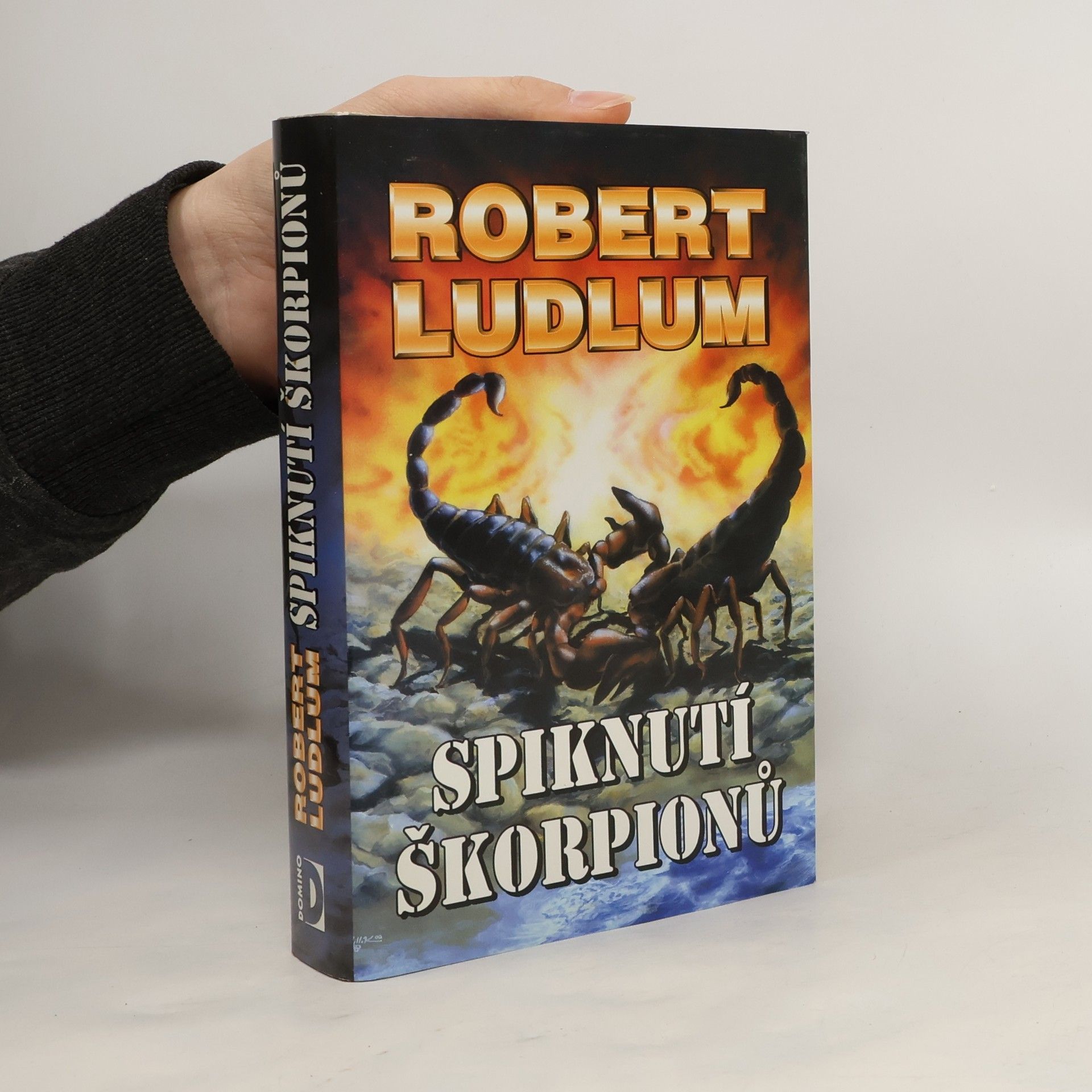 Robert Ludlum Spiknutí škorpionů