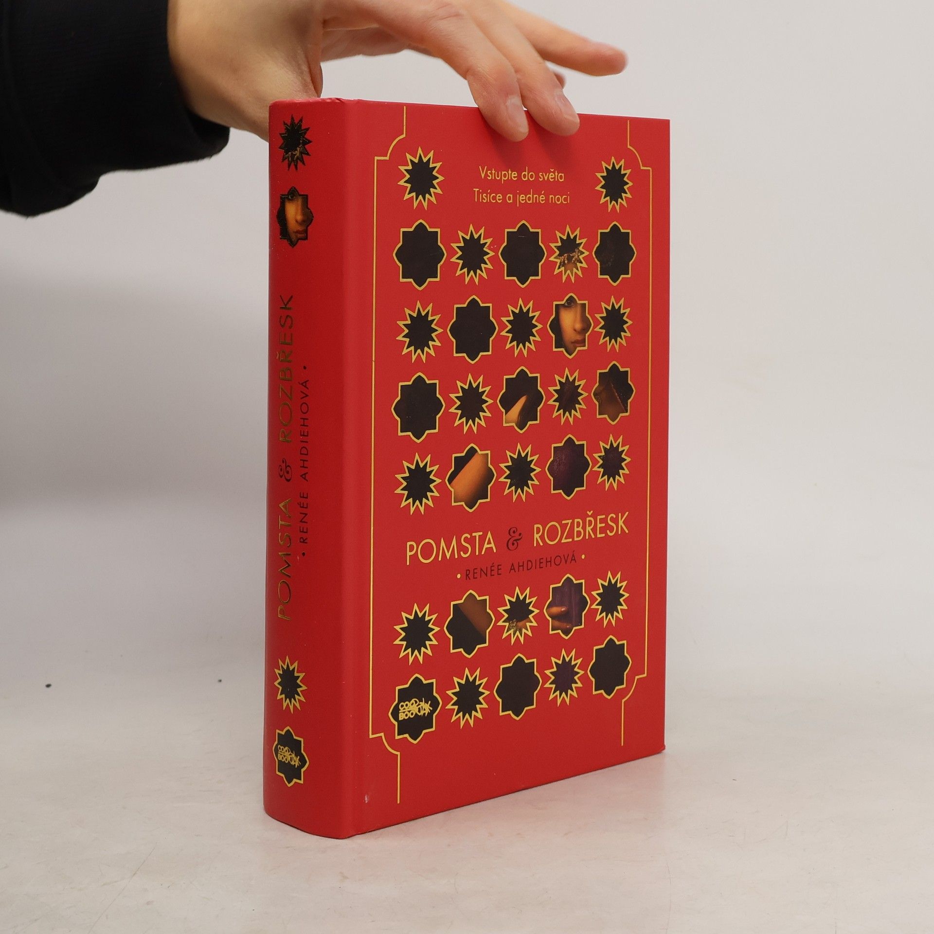 Renée Ahdieh Pomsta & rozbřesk