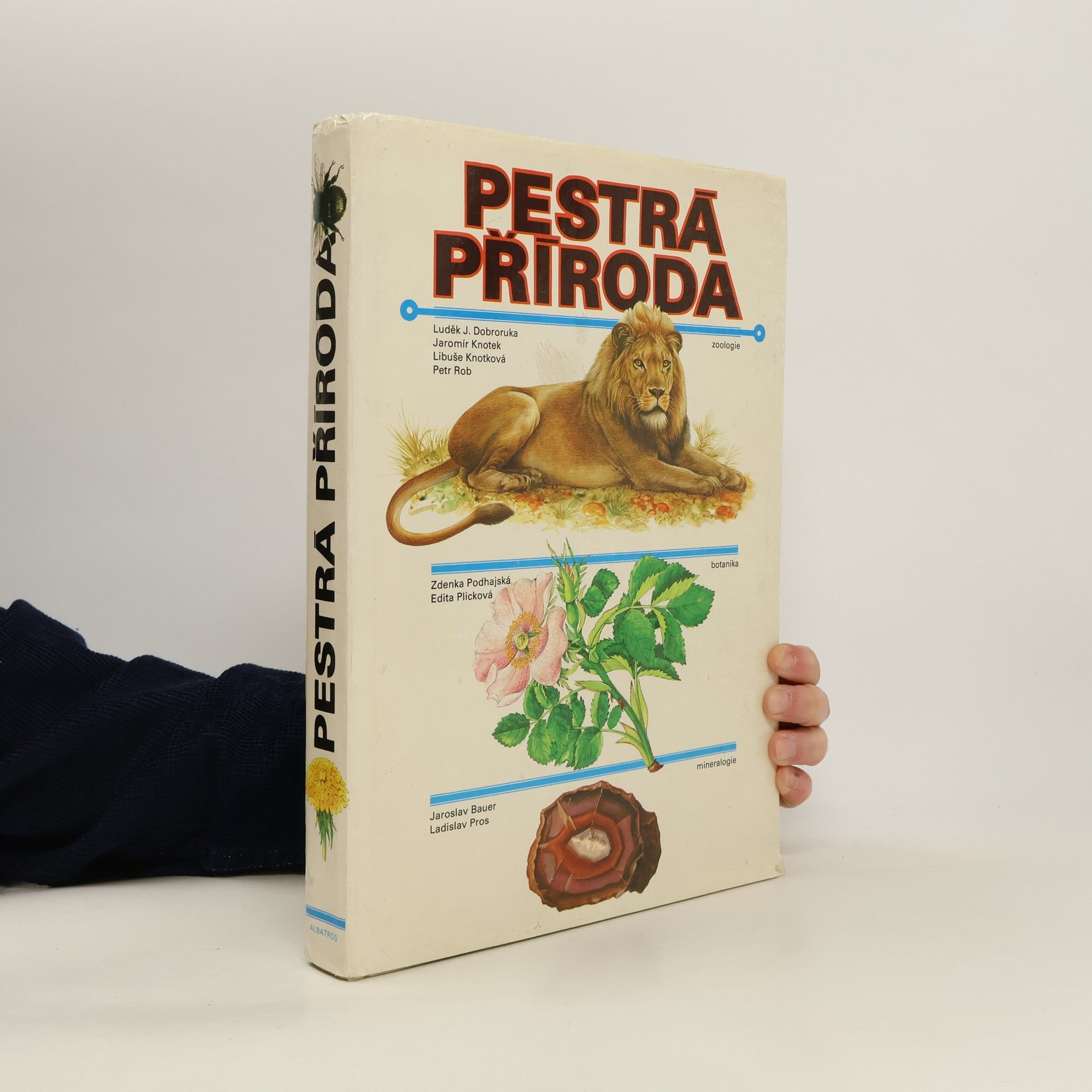 Autores varios Pestrá příroda