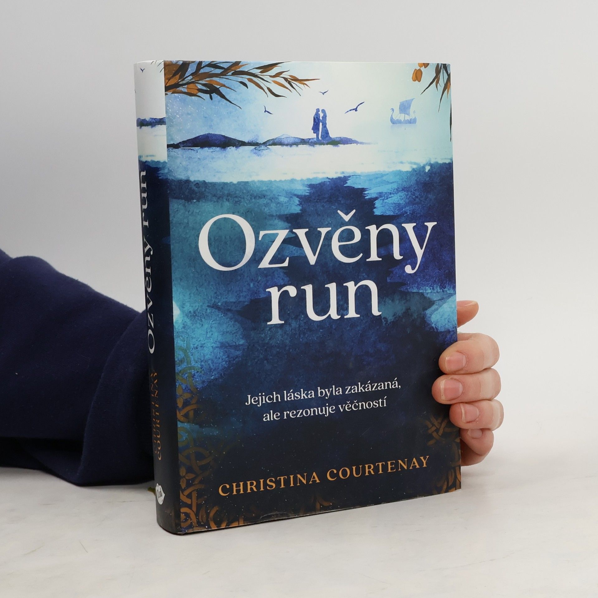 Christina Courtenay Ozvěny run