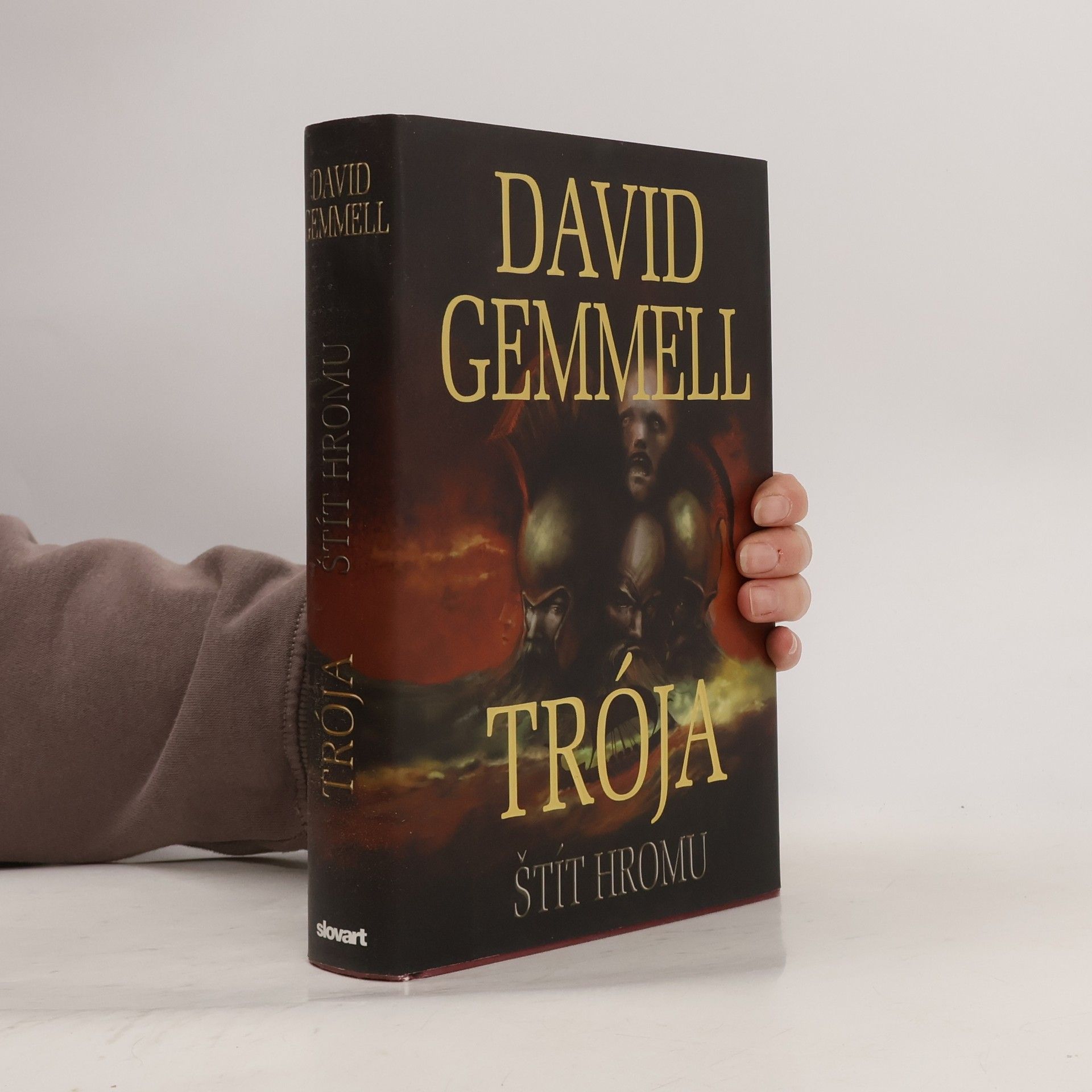 David Gemmell Štít hromu
