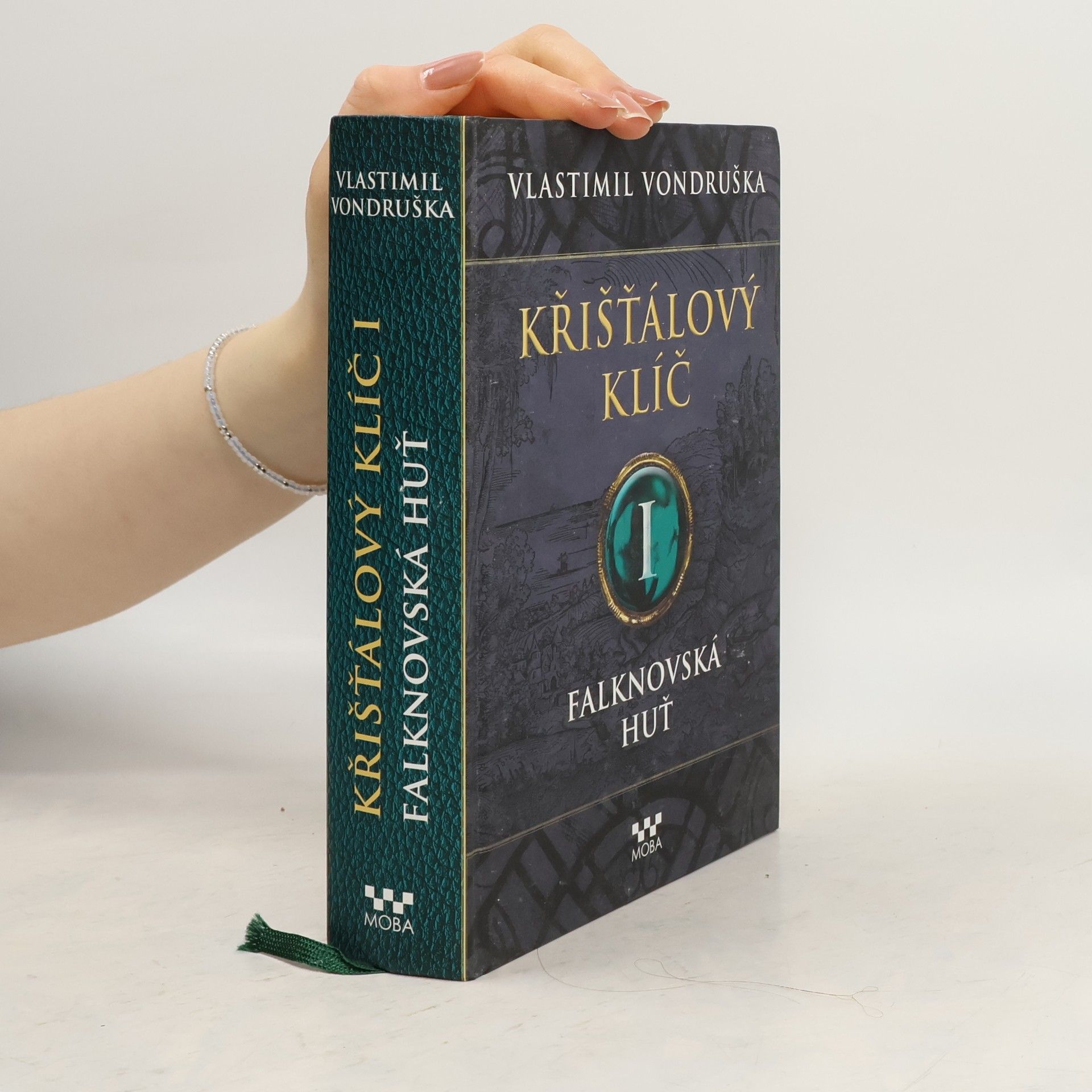 Vlastimil Vondruška Falknovská huť. Křišťálový klíč. 1. díl