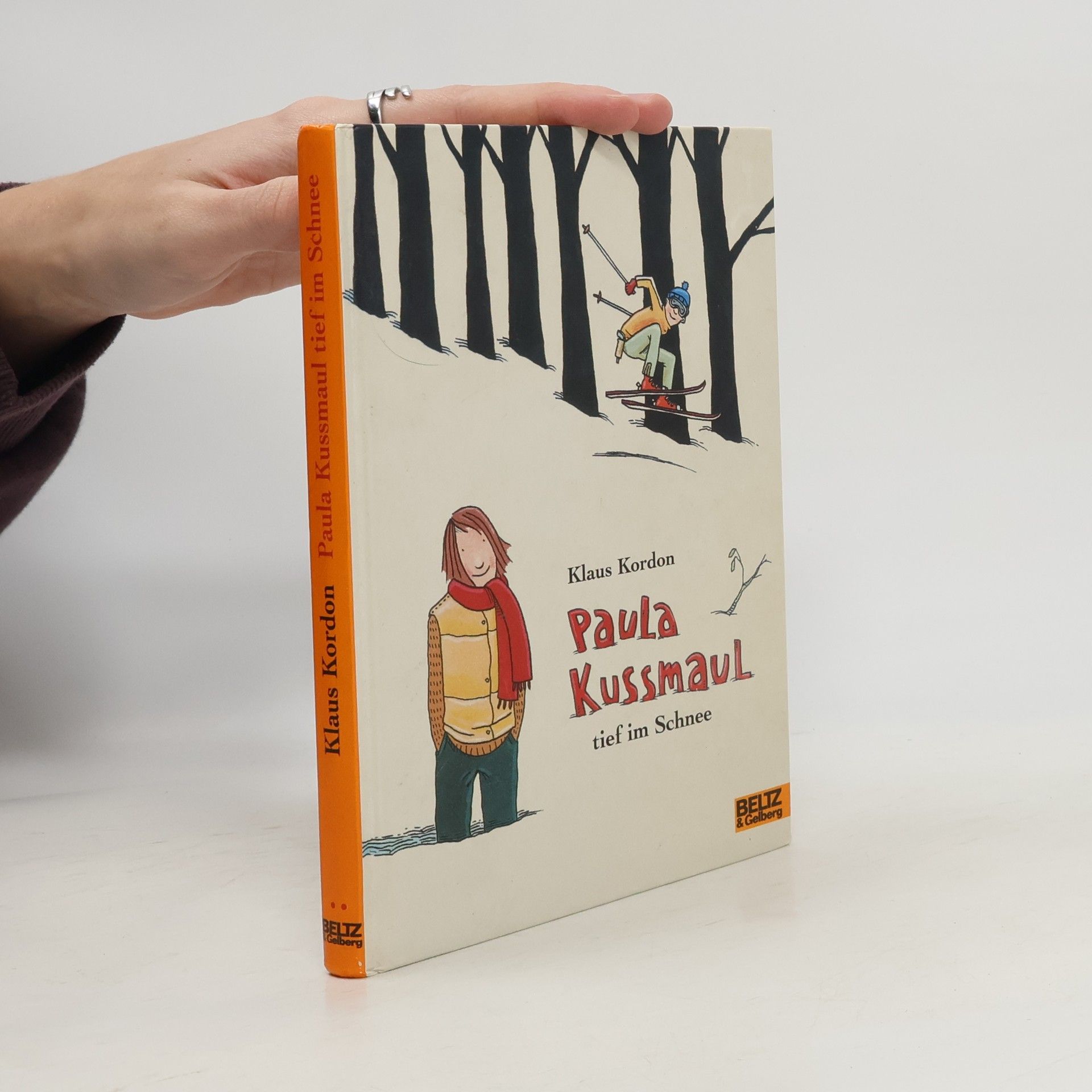 Paula Kussmaul tief im Schnee