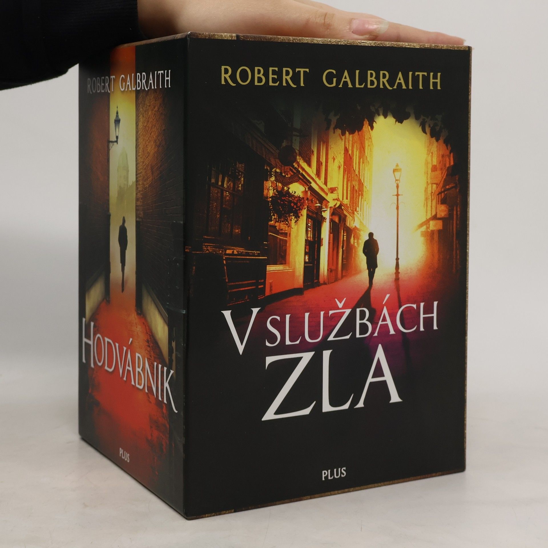 Joanne K. Rowlingová 3x Robert Galbraith