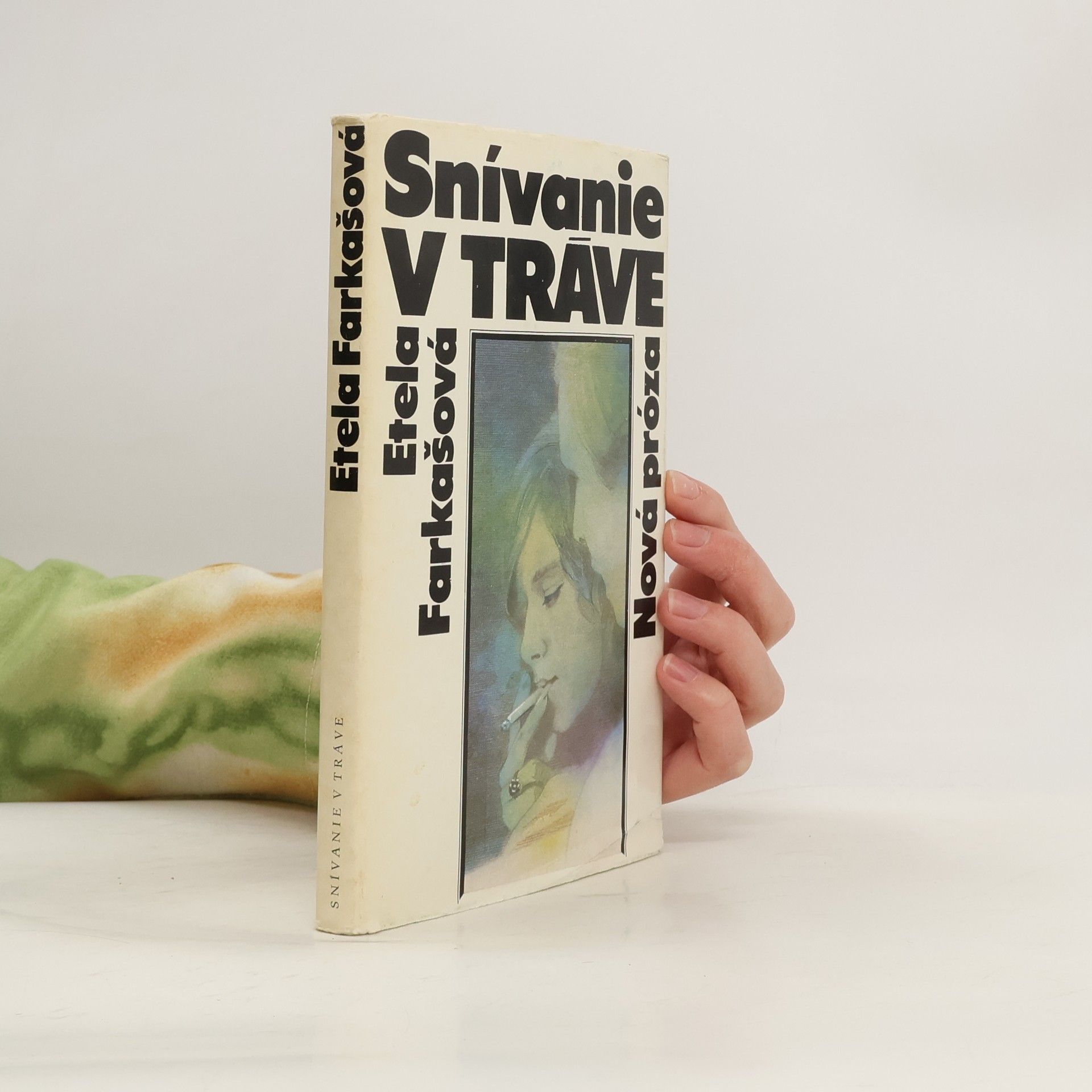 Etela Farkašová Snívanie v tráve