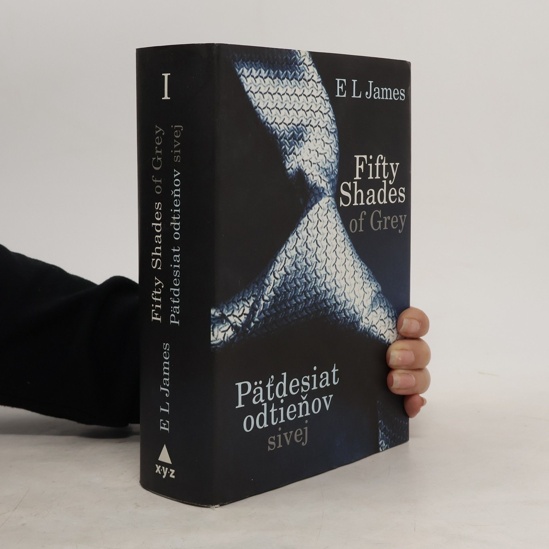 Päťdesiat odtieňov sivej
