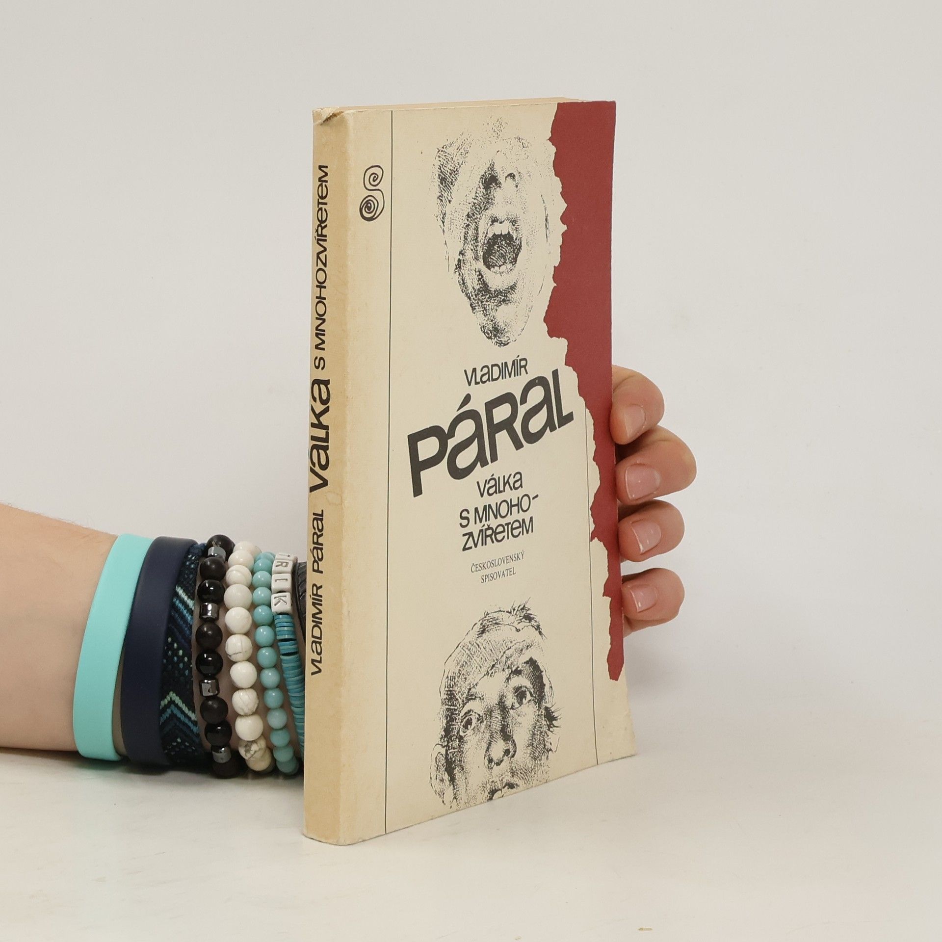 Vladimír Páral Válka s mnohozvířetem