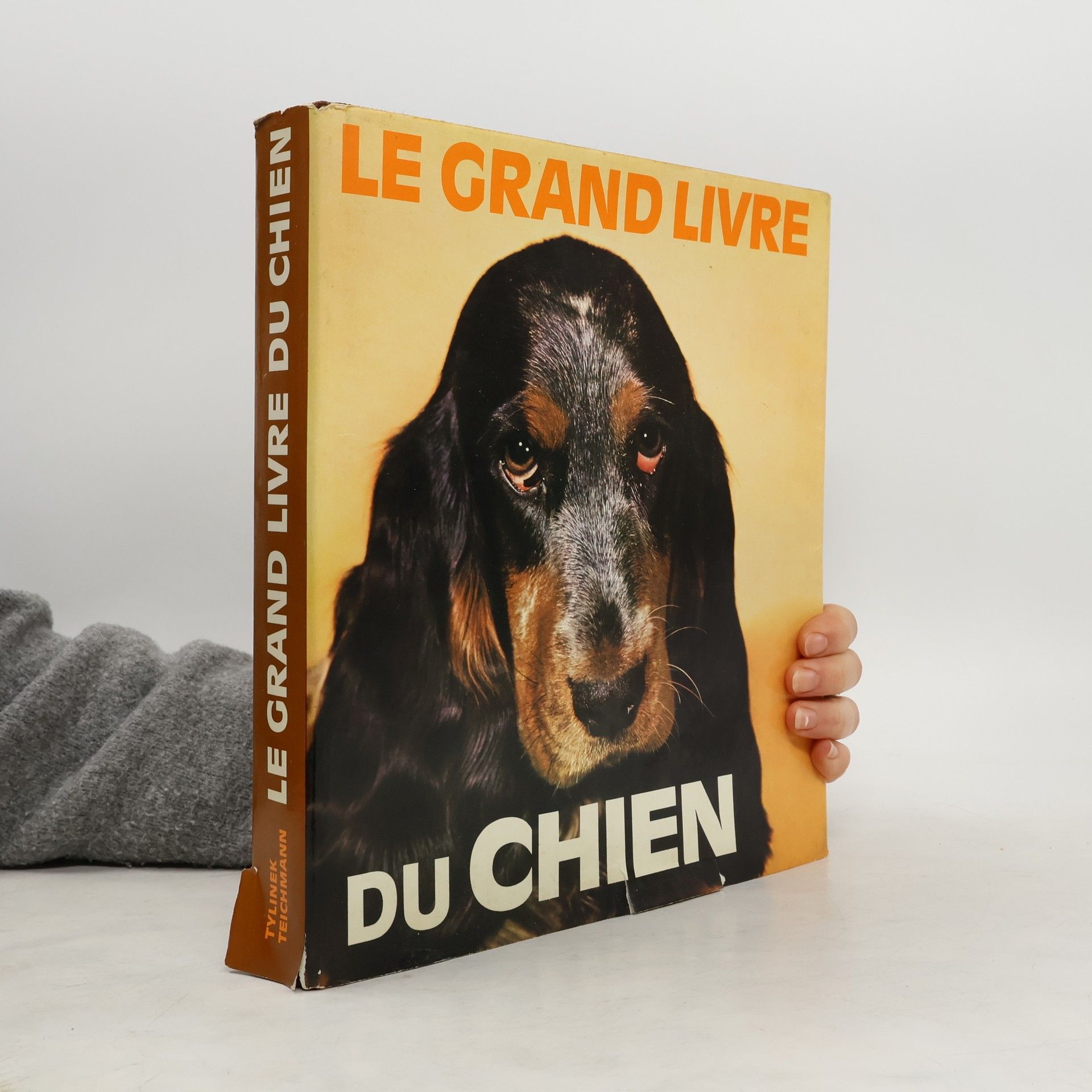 Le grand livre du chien