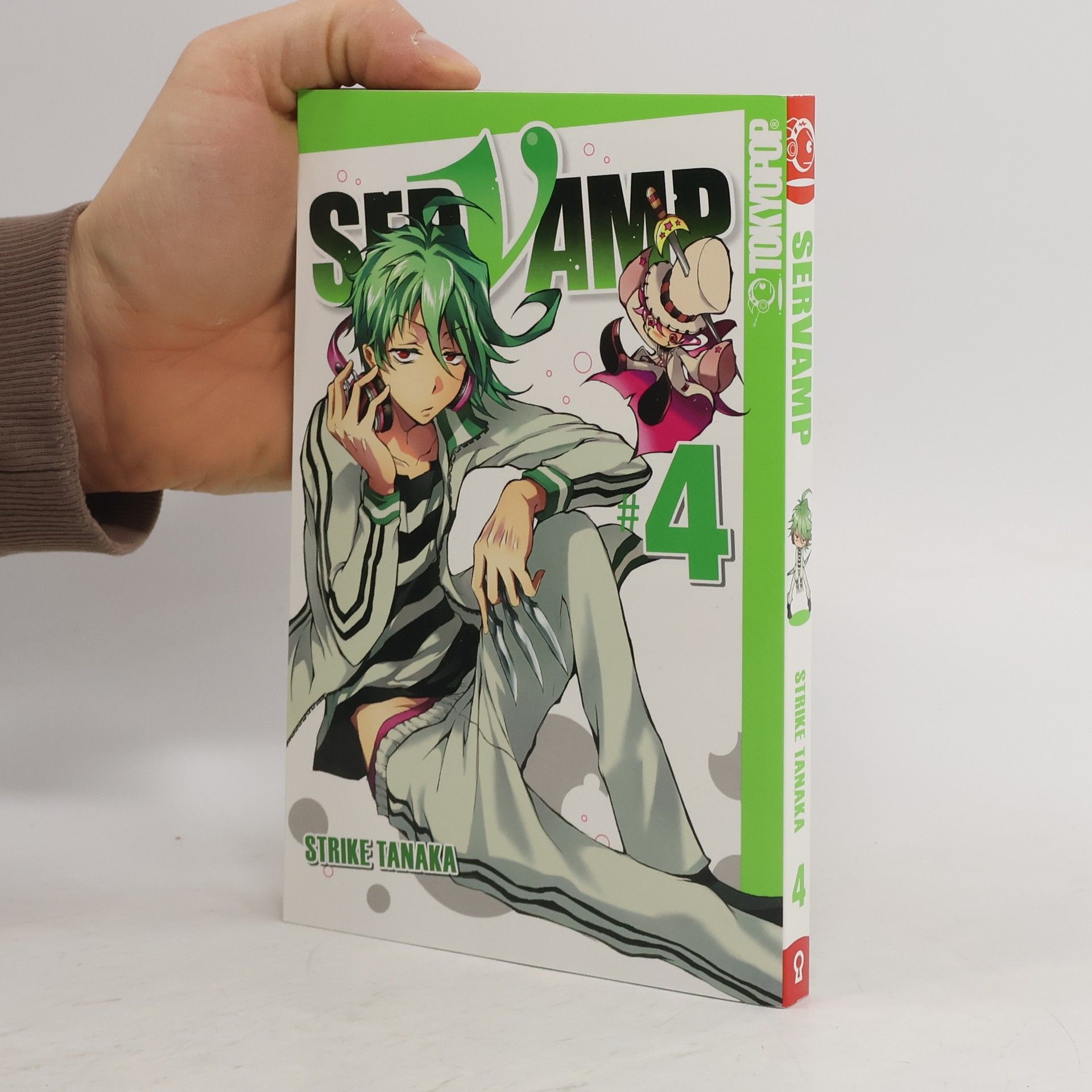 Strike Tanaka Servamp 4