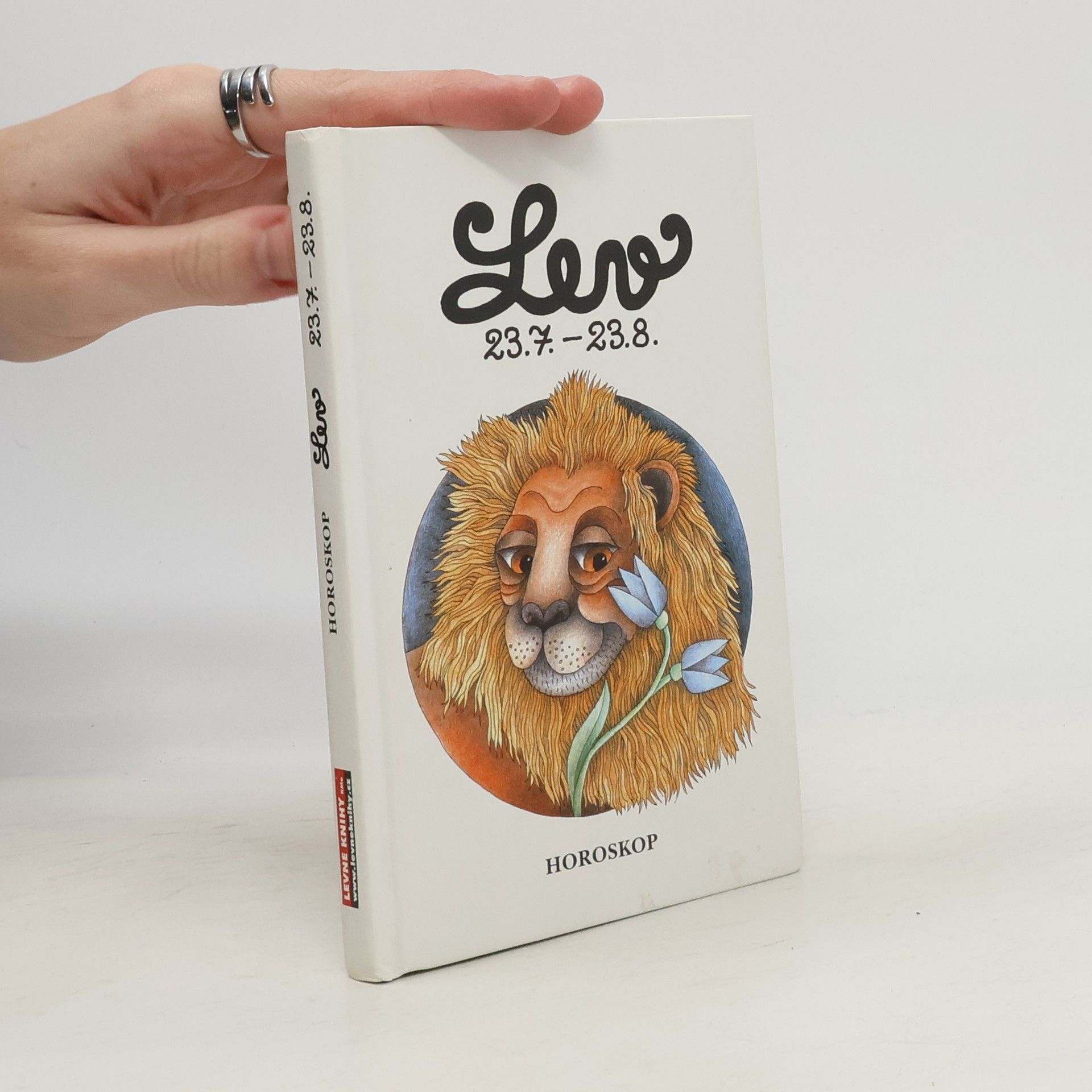 Peter M. Jolin Lev. Křížem krážem zvěrokruhem