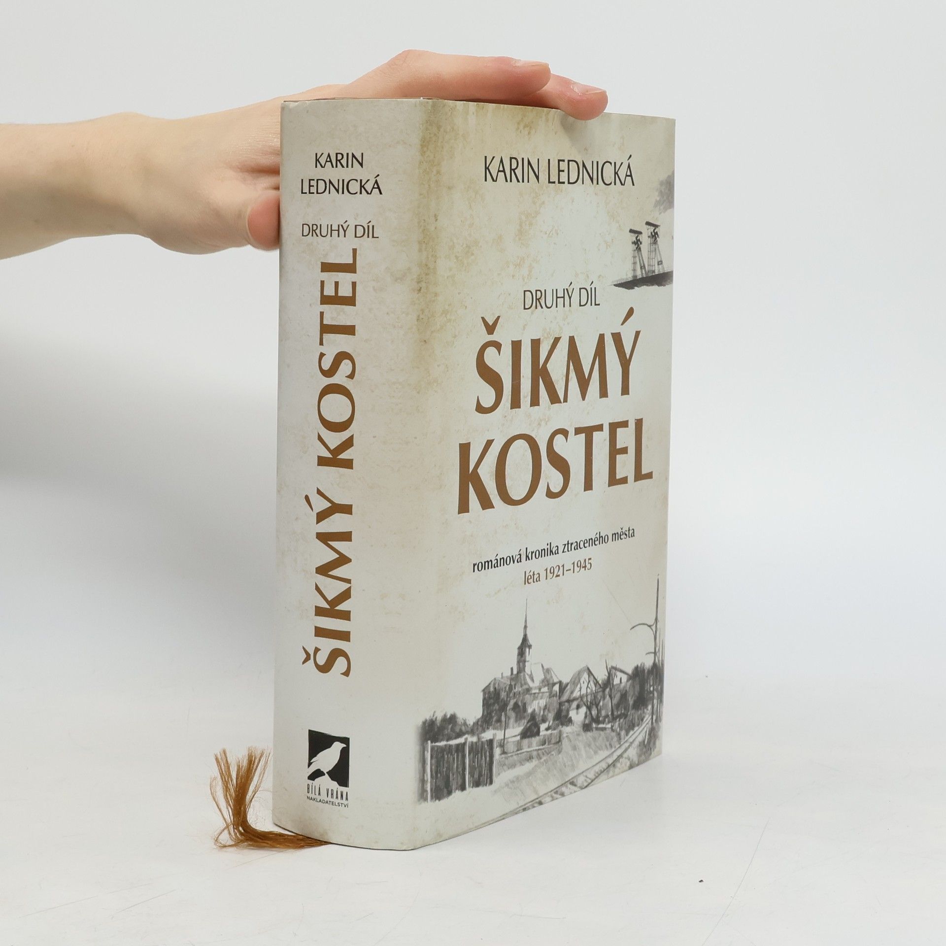 Karin Lednická Šikmý kostel 2