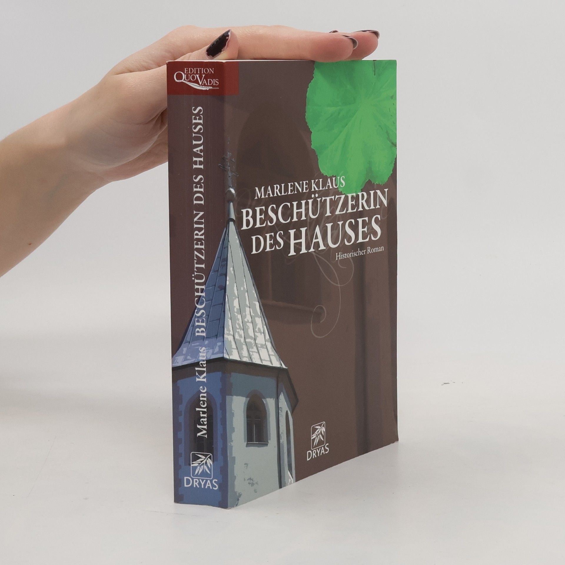 Marlene Klaus Beschützerin des Hauses