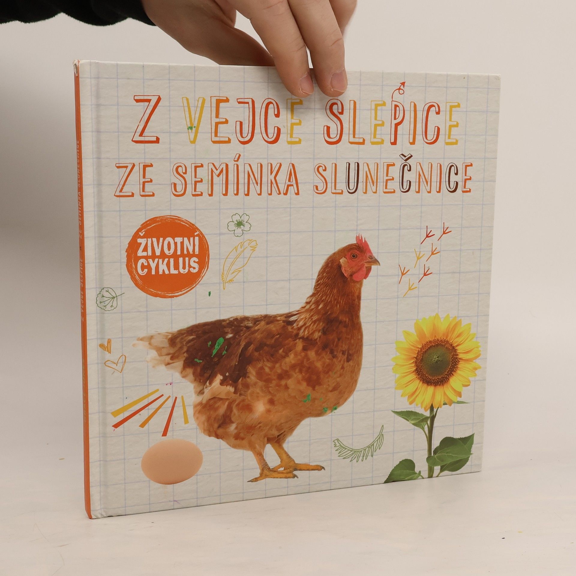 Grace Jones Z vejce slepice, ze semínka slunečnice