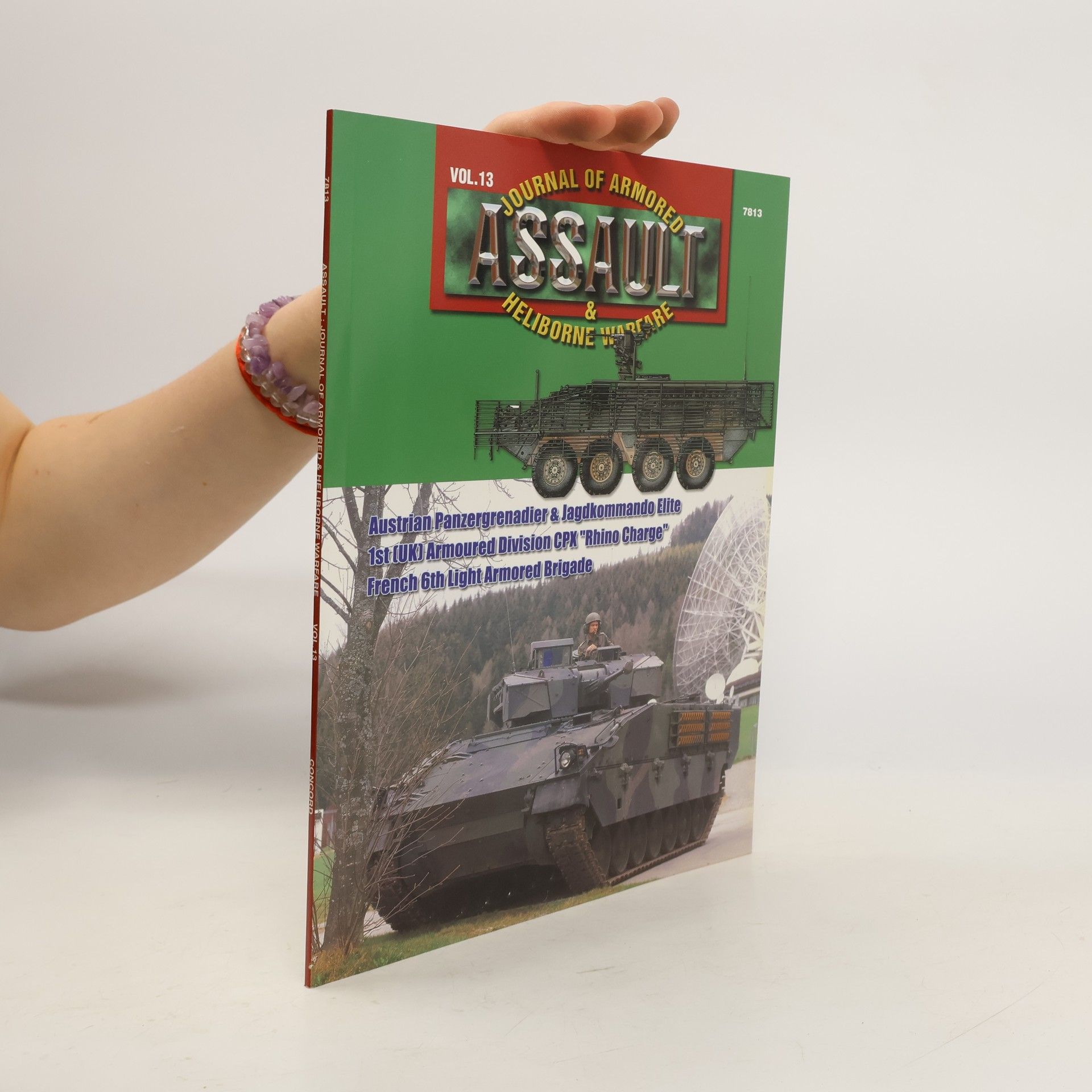 Collectif d'auteurs Assault. Journal of armored Heliborne Warfare