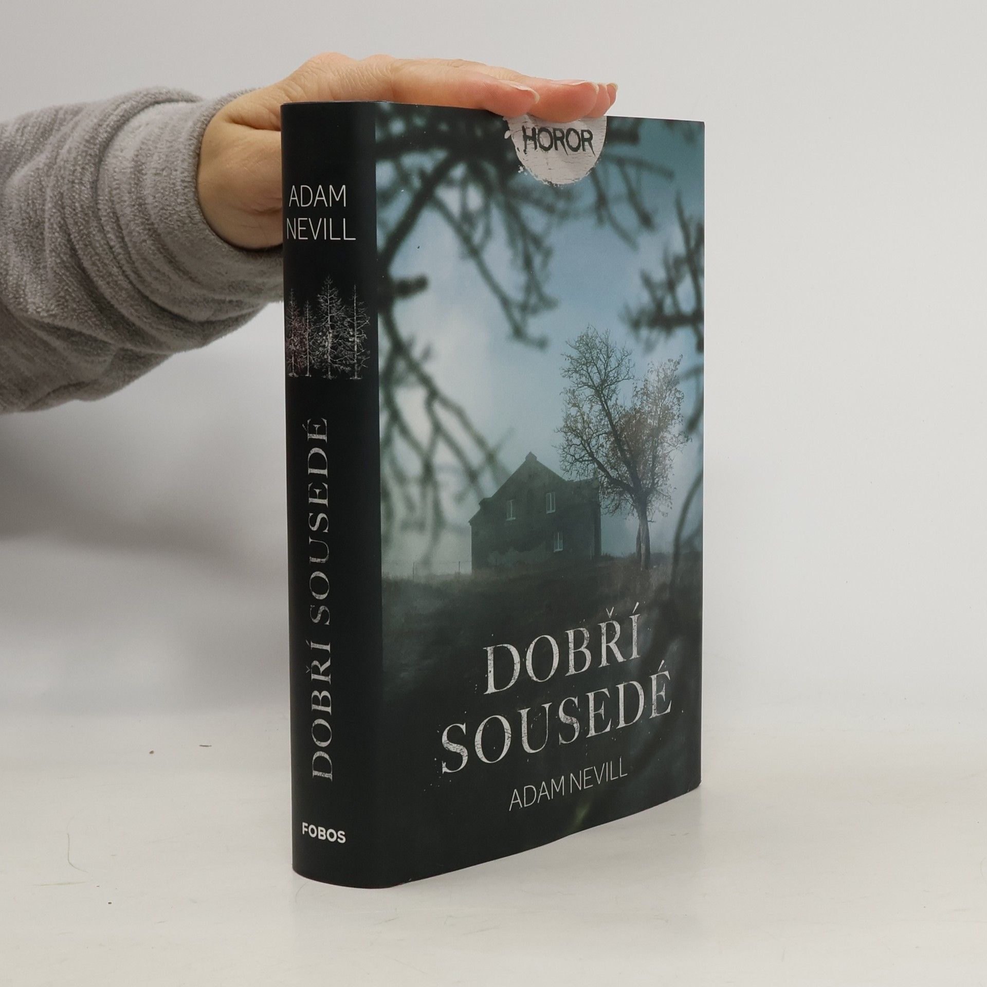 Adam Nevill Dobří sousedé