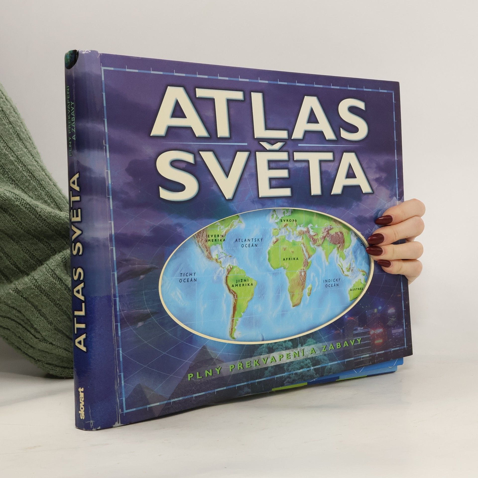 Elaine Jackson Atlas světa. Plný překvapení a zábavy