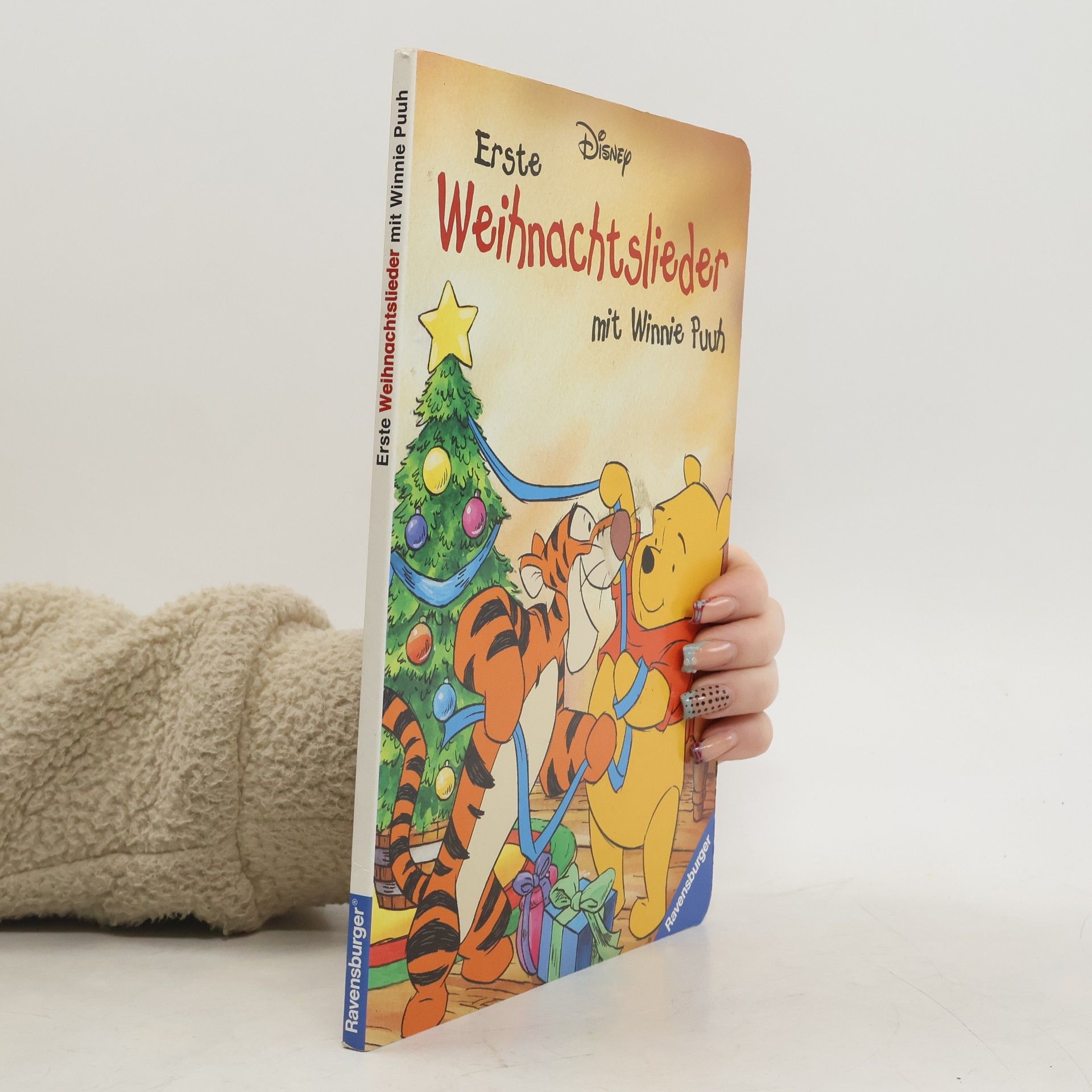 Erste Weihnachtslieder mit Winnie Puuh